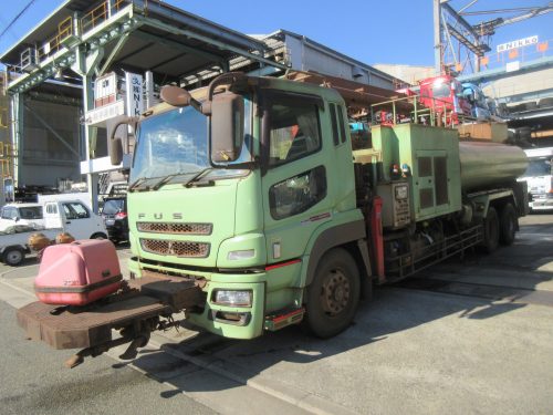 散水放水構内車