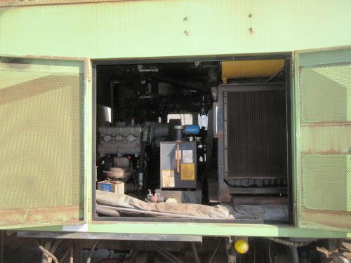 散水放水構内車