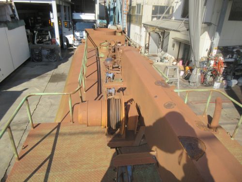 散水放水構内車