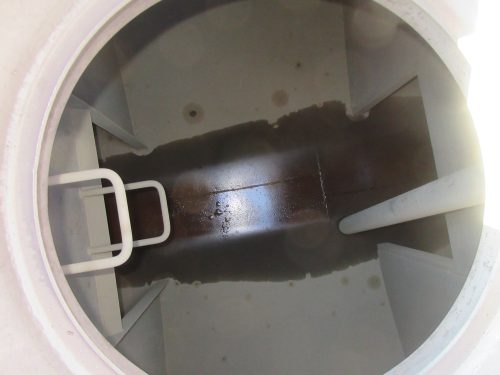 散水放水構内車