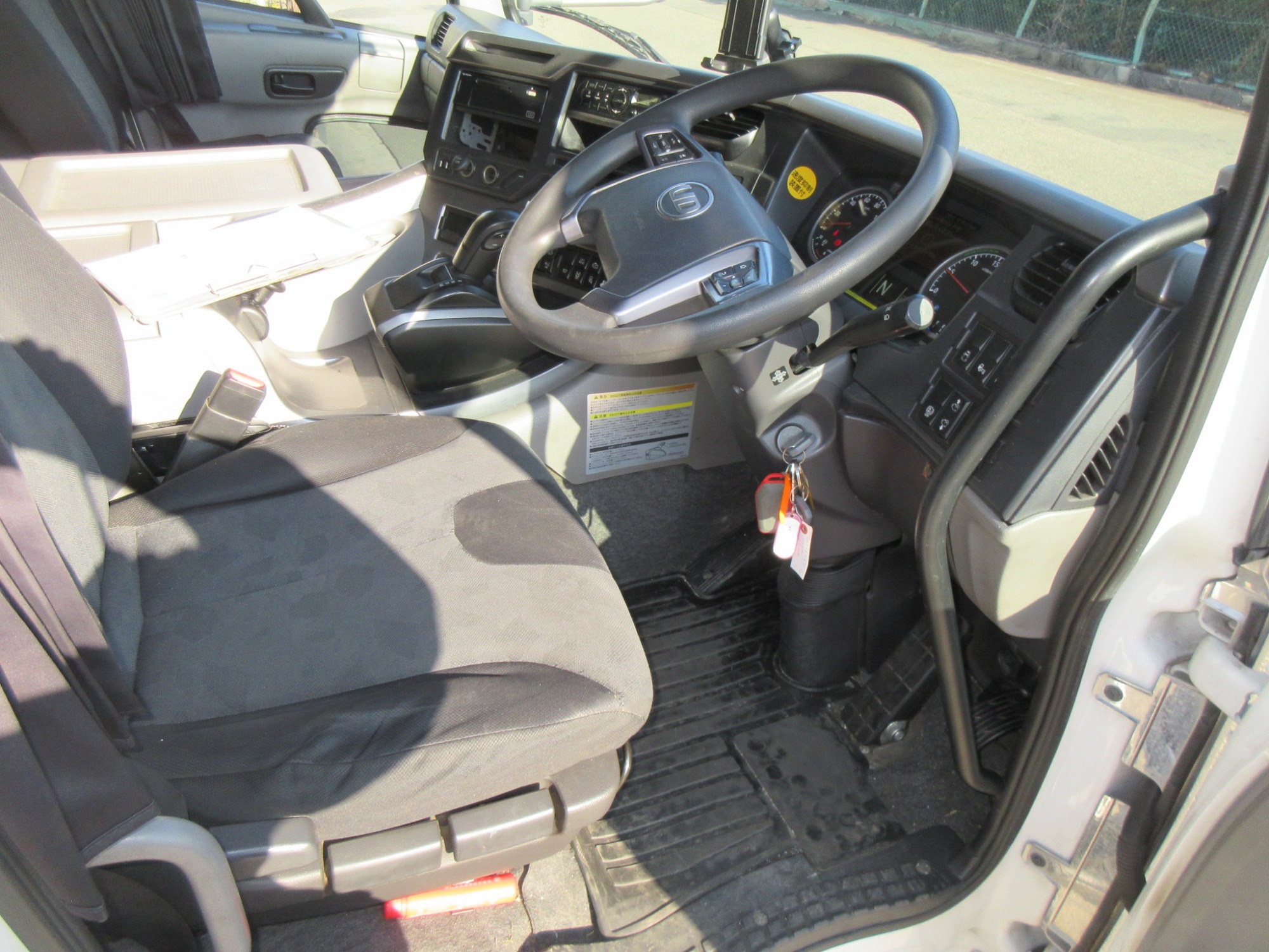 2PGクオン ハイルーフキャビンAssy