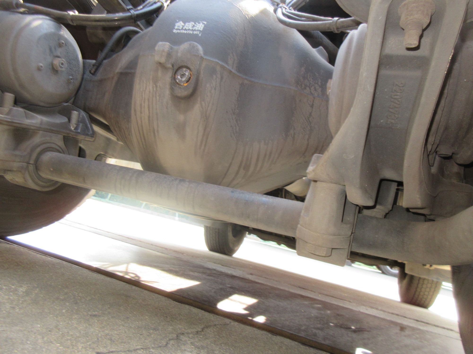 車検付き2PGクオンハイルーフ11.5トントラクタ