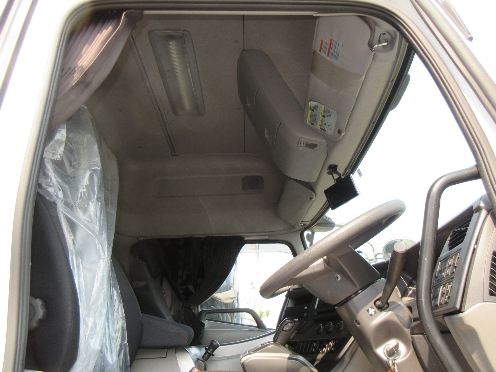 4軸低床車検付きアルミウイング