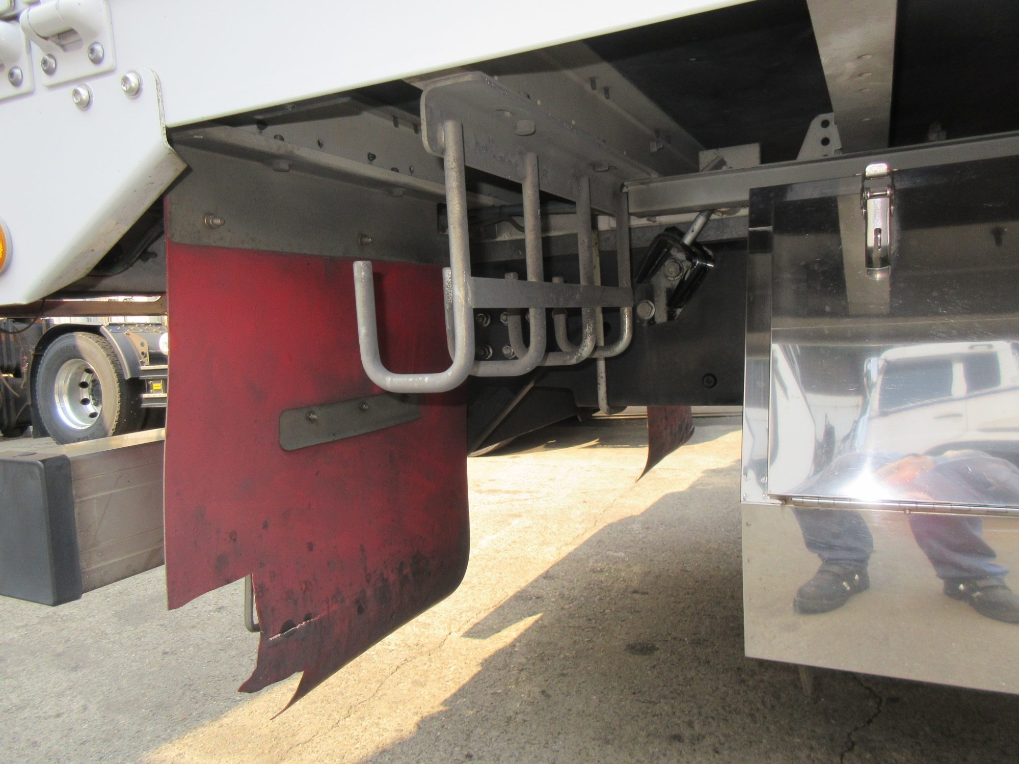 4軸低床車検付きアルミウイング