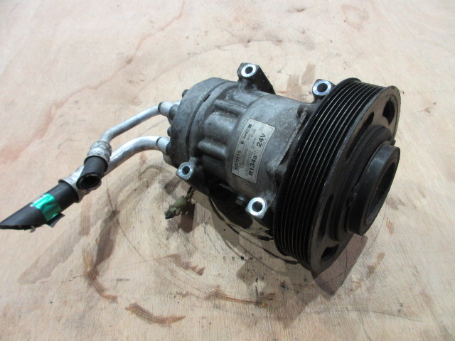 GH11 クーラーコンプレッサー