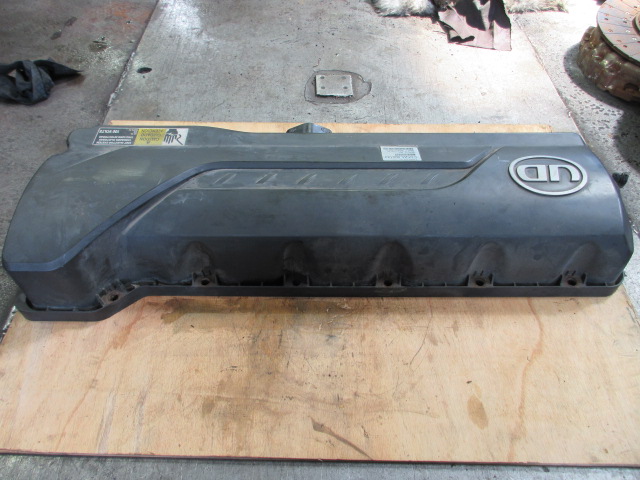 GH11 タペットカバー