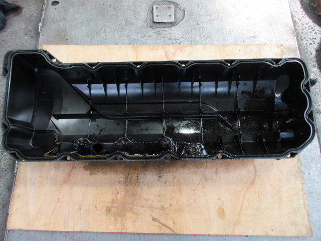 GH11 タペットカバー