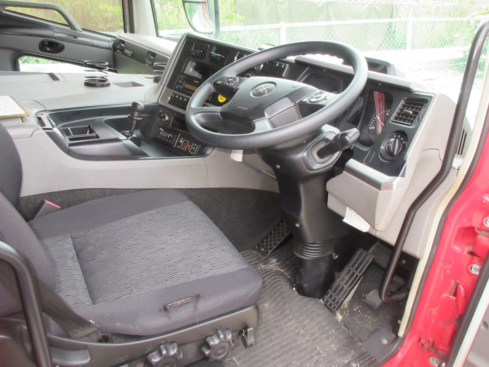 2PGスーパーグレート4軸低床アルミウイング