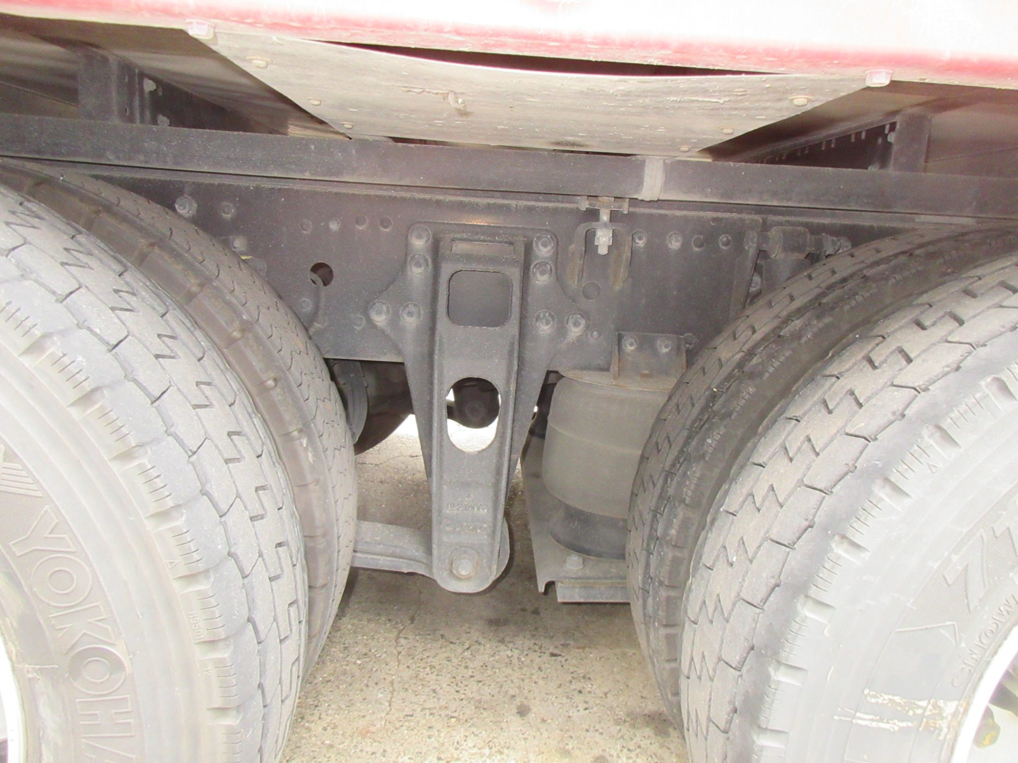 2PGスーパーグレート4軸低床アルミウイング