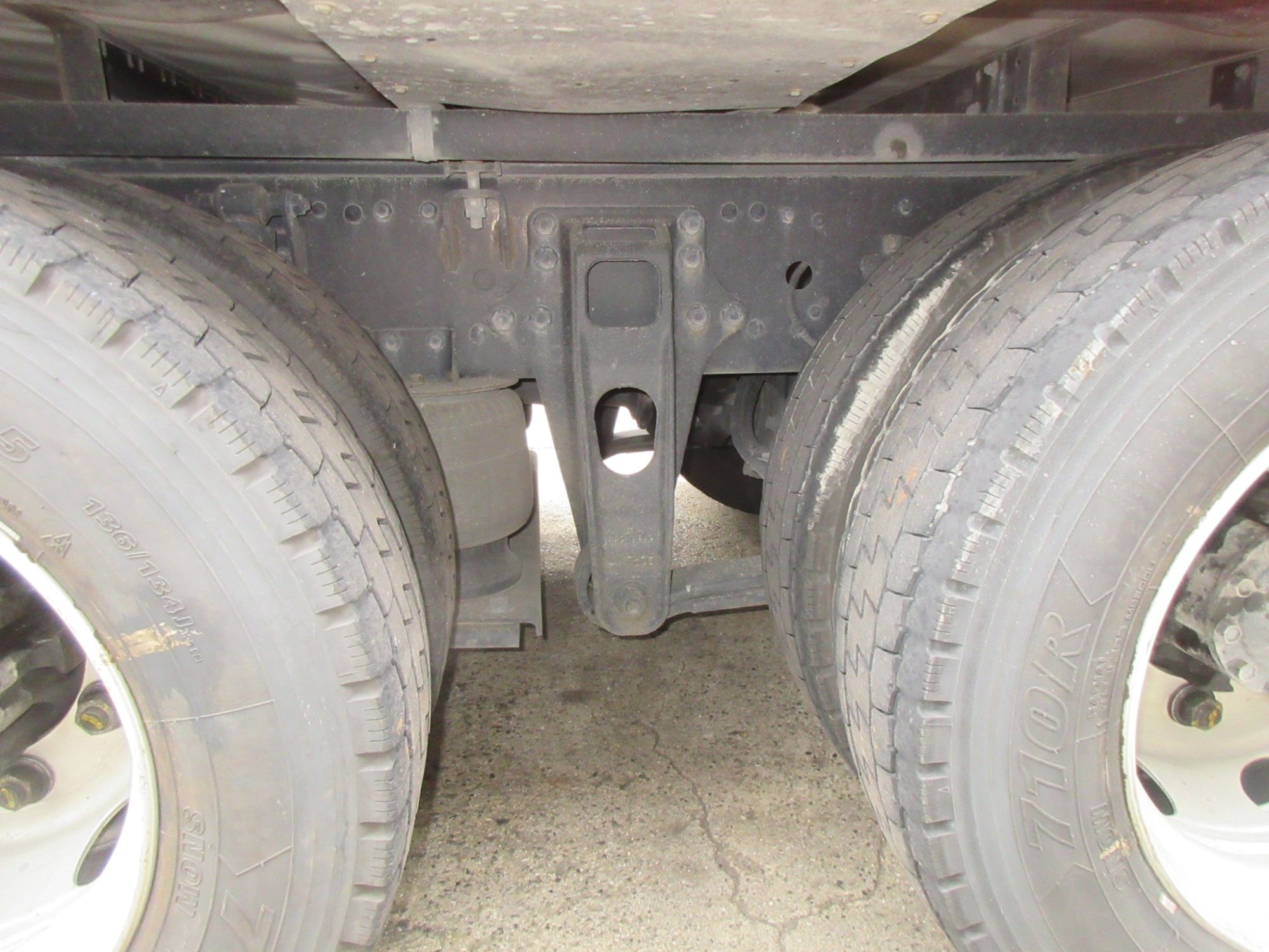 2PGスーパーグレート4軸低床アルミウイング