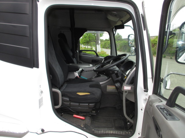 高馬力クオン 11.5トンハイルーフトラクタ