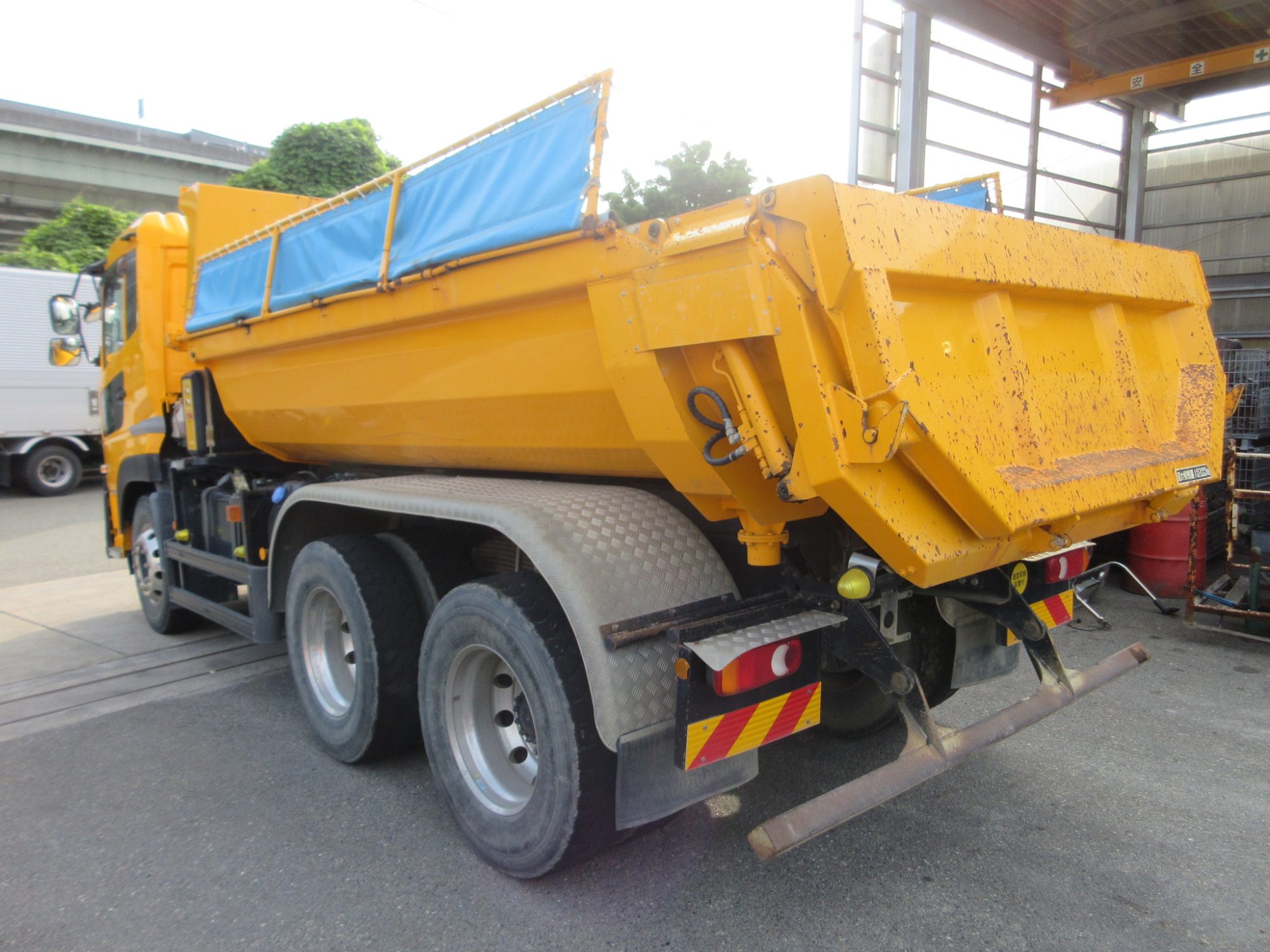 2PGクオン土砂ダンプ