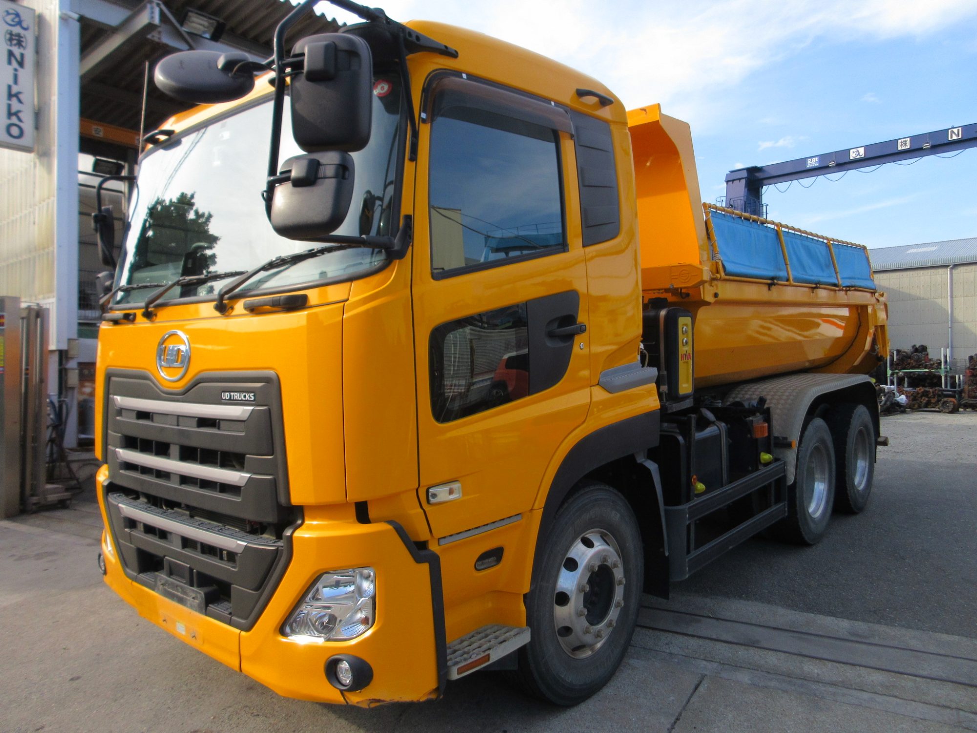 2PGクオン土砂ダンプ