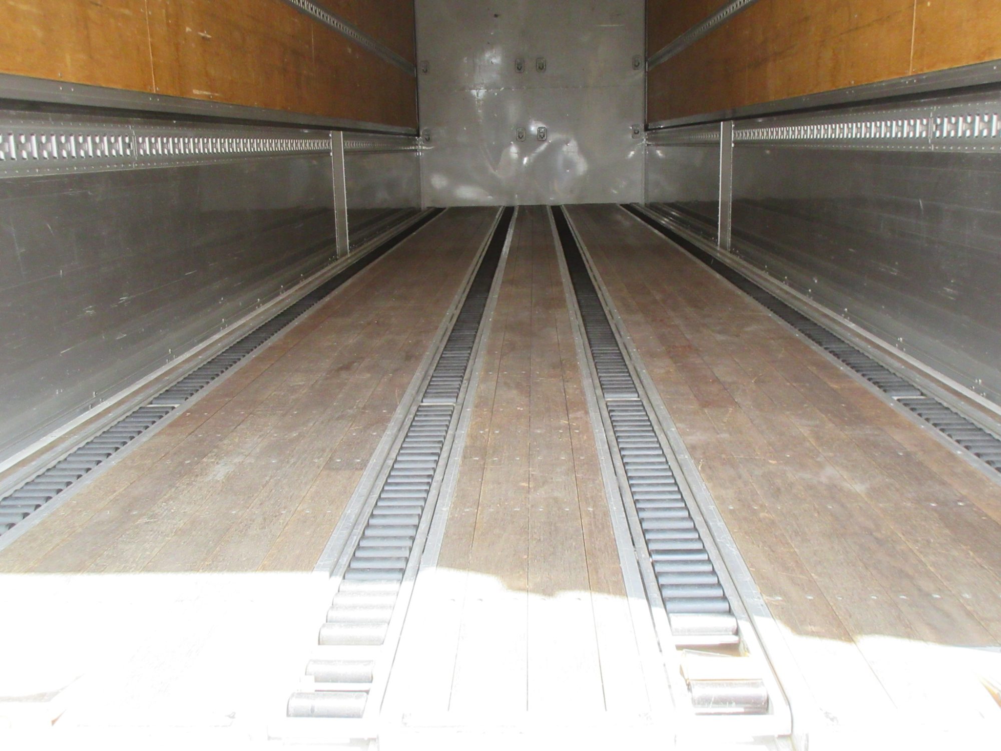 エアジョロダー付4軸低床アルミウイング