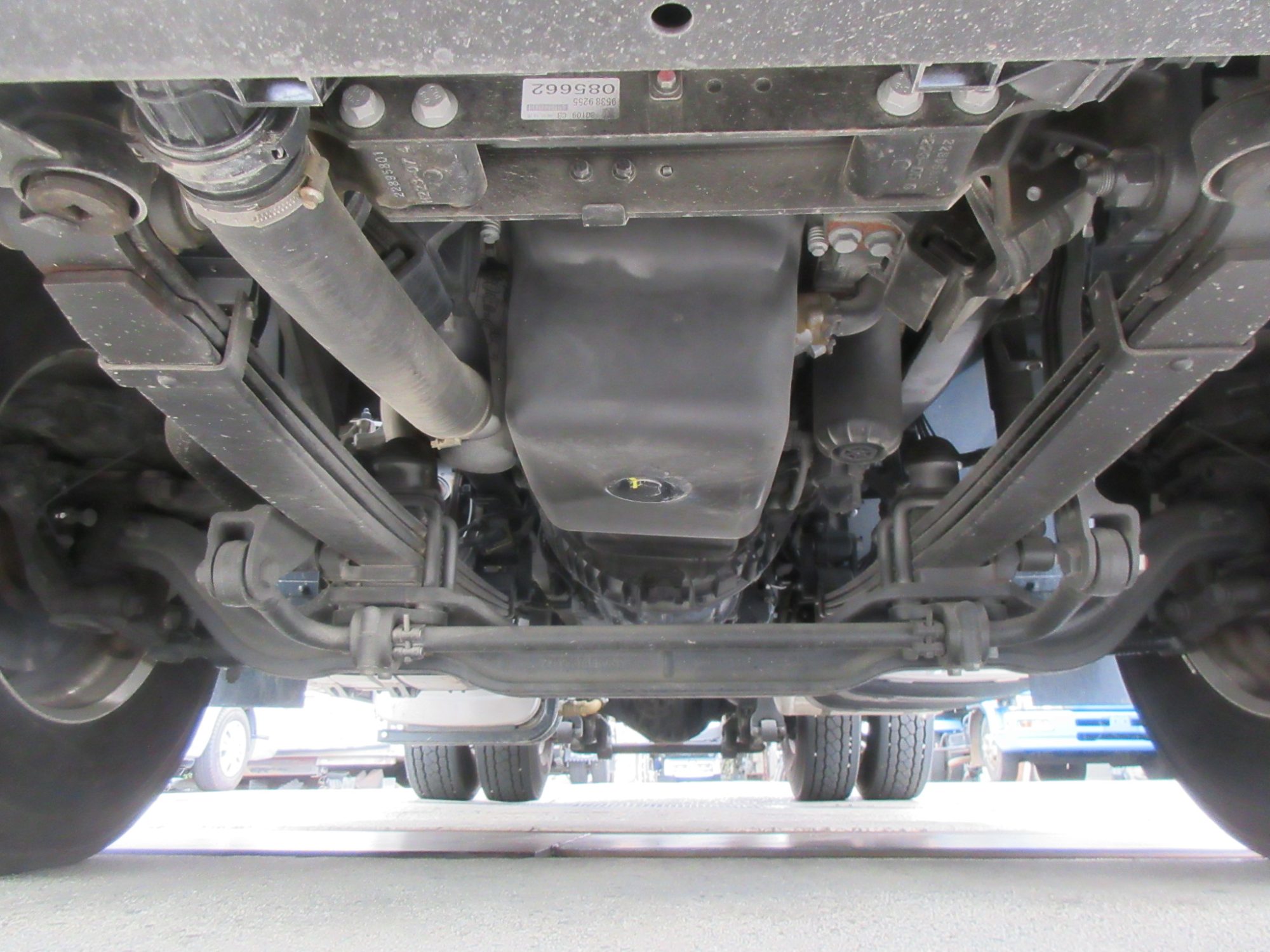 未使用オイルポンプ付き11.5トントラクタ