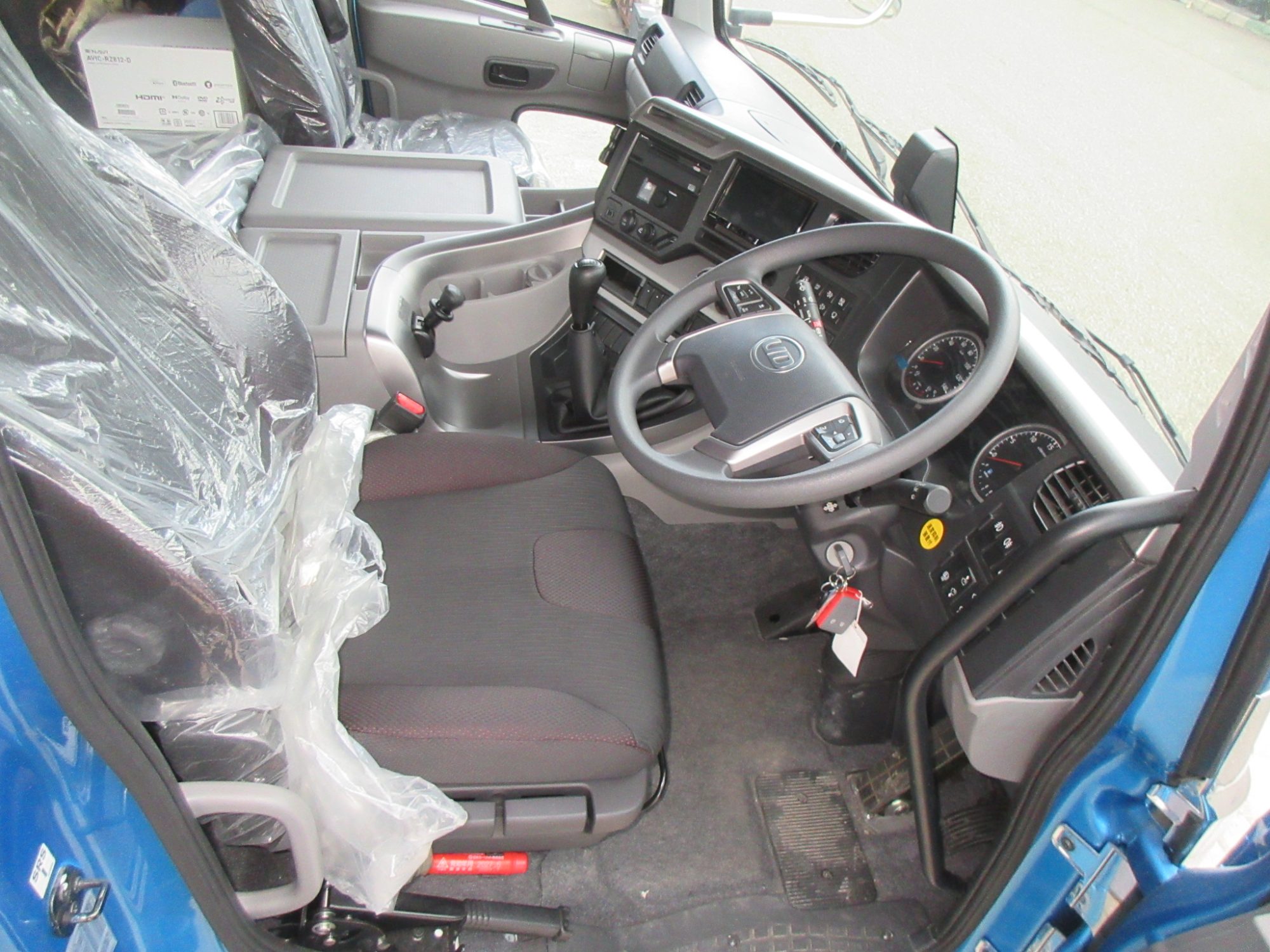 未使用オイルポンプ付き11.5トントラクタ