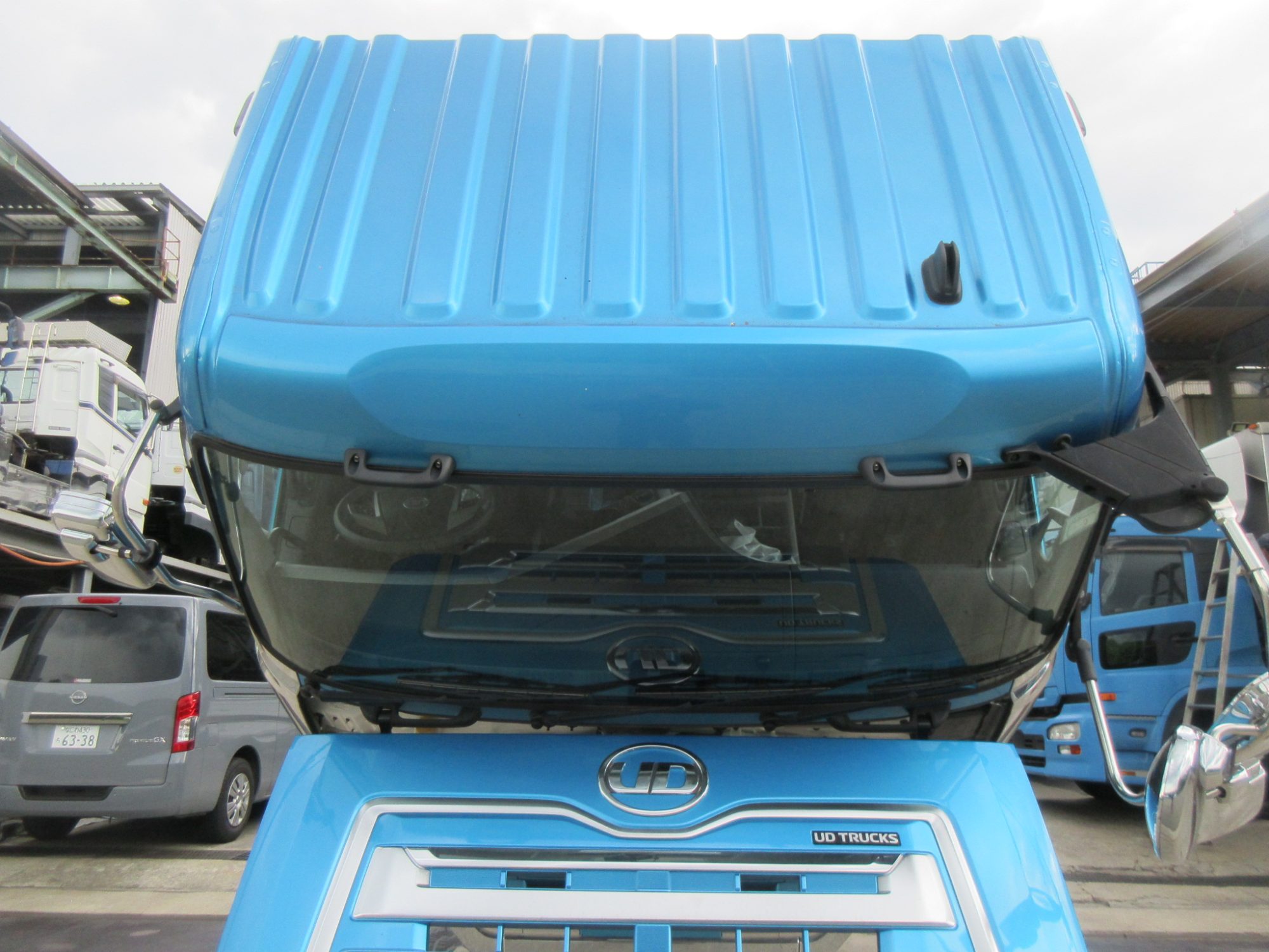 未使用オイルポンプ付き11.5トントラクタ