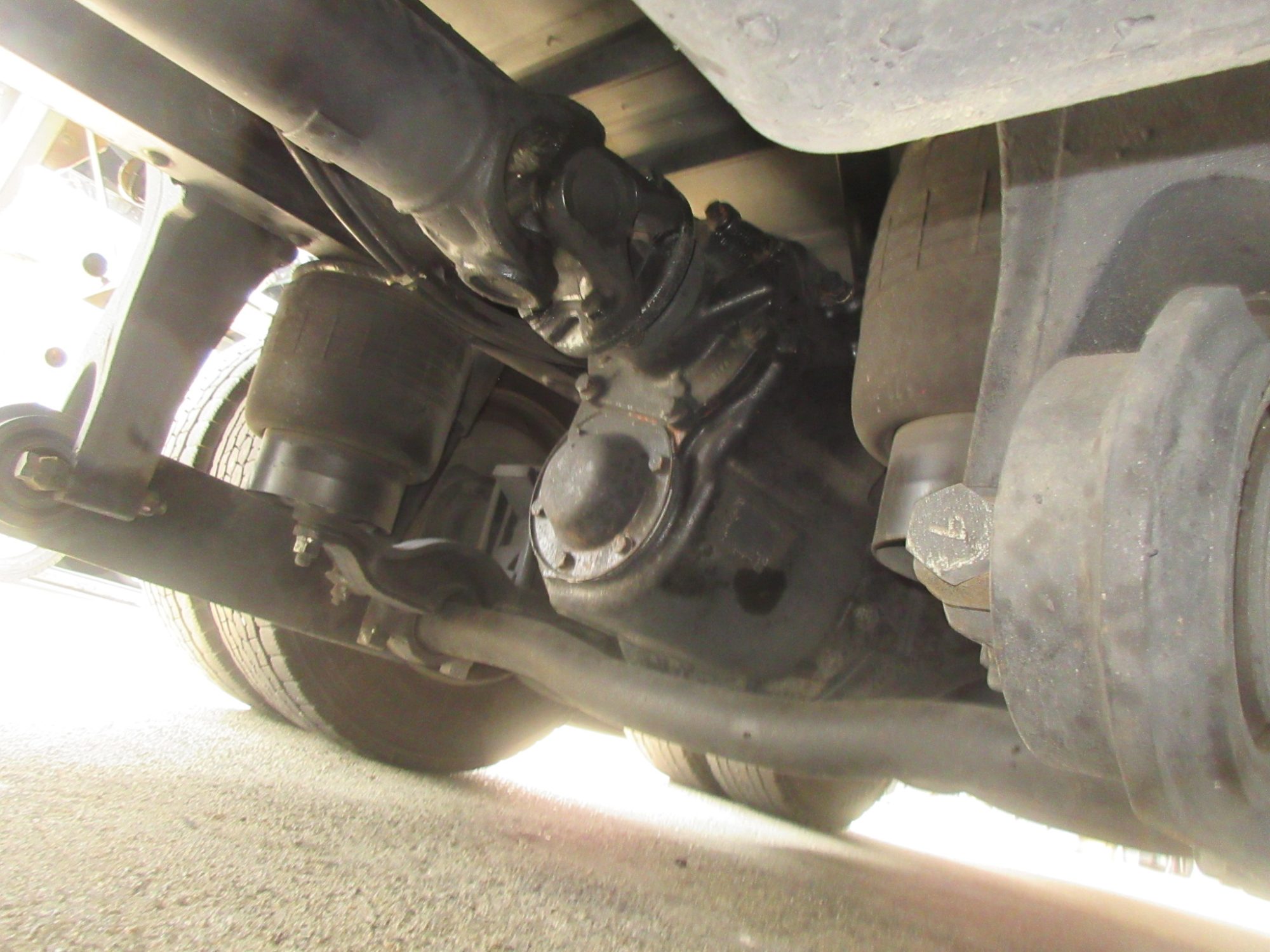 エアジョロダー付4軸低床アルミウイング