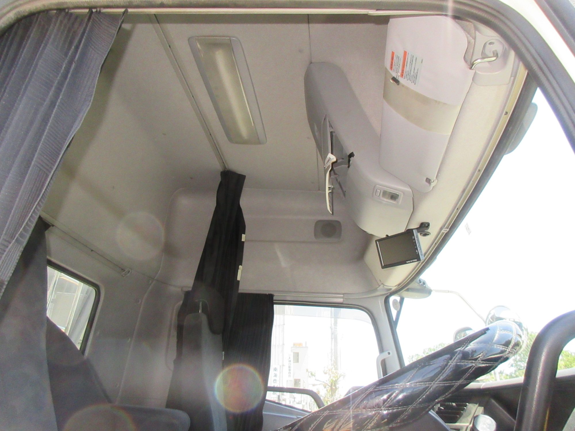 2PGクオン 11.5トンハイルーフトラクタ