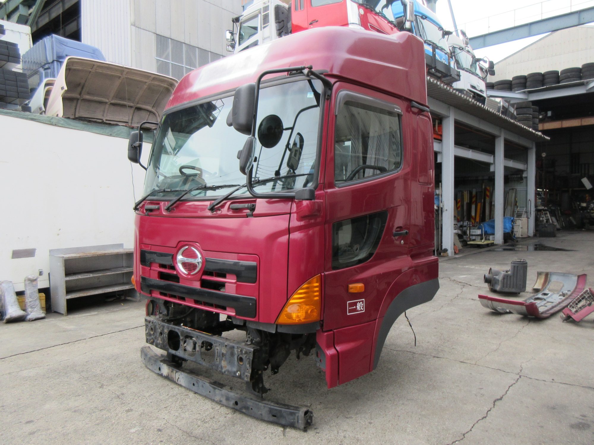 グランドプロフィア ハイルーフキャビン