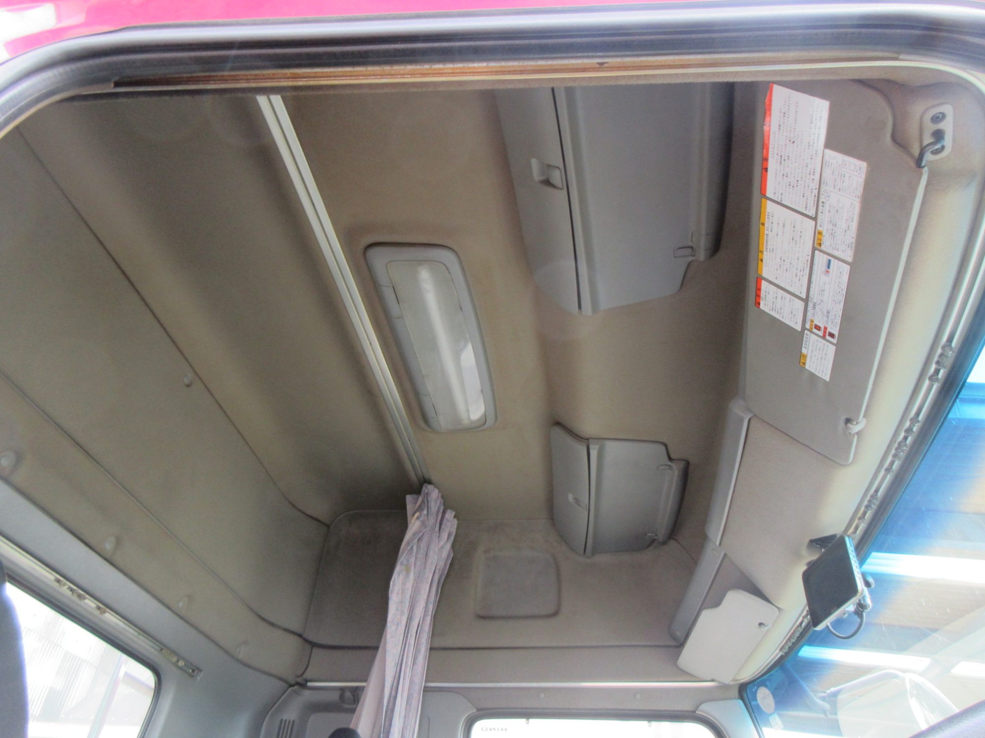 グランドプロフィア ハイルーフキャビン