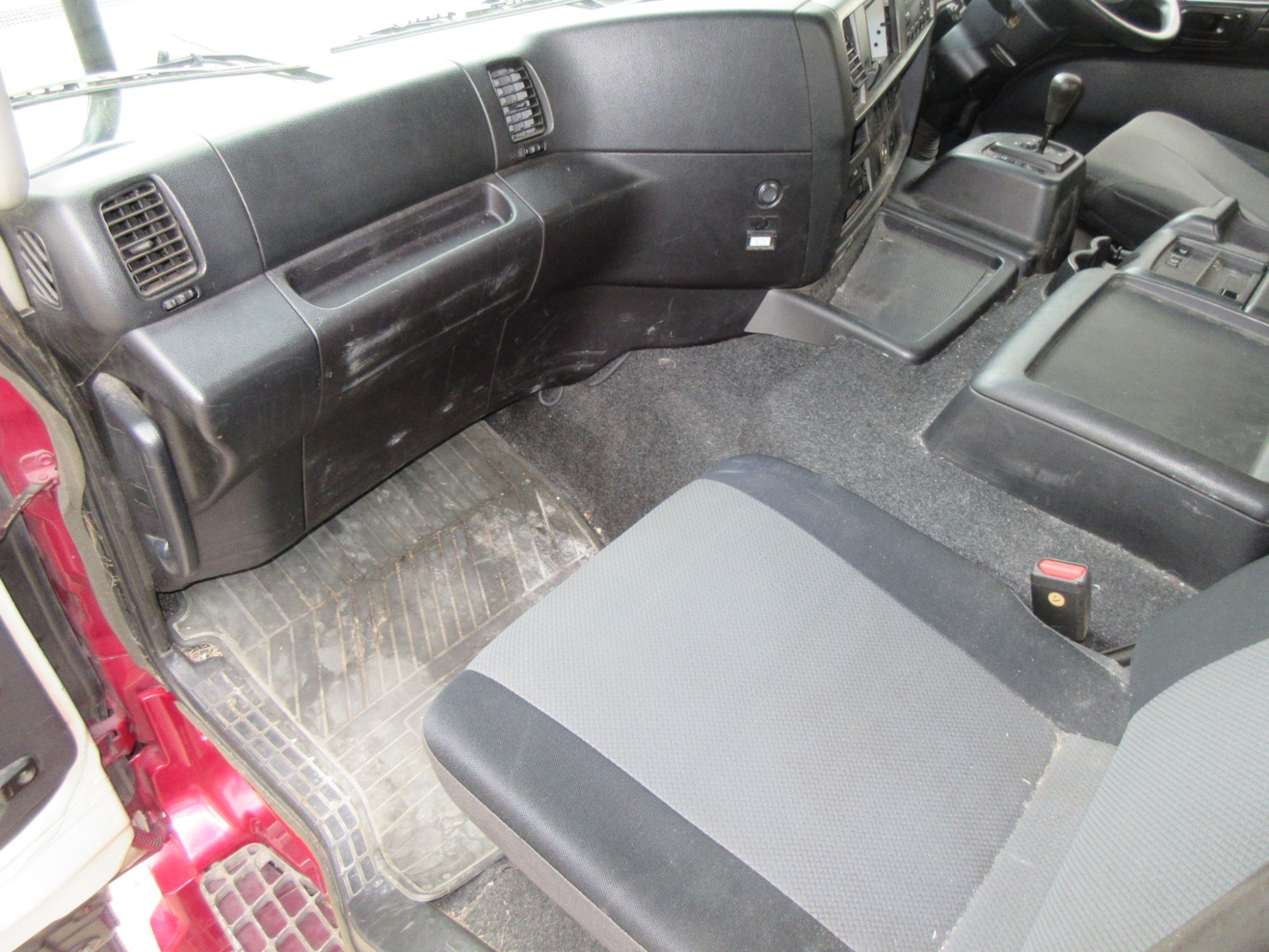 グランドプロフィア ハイルーフキャビン