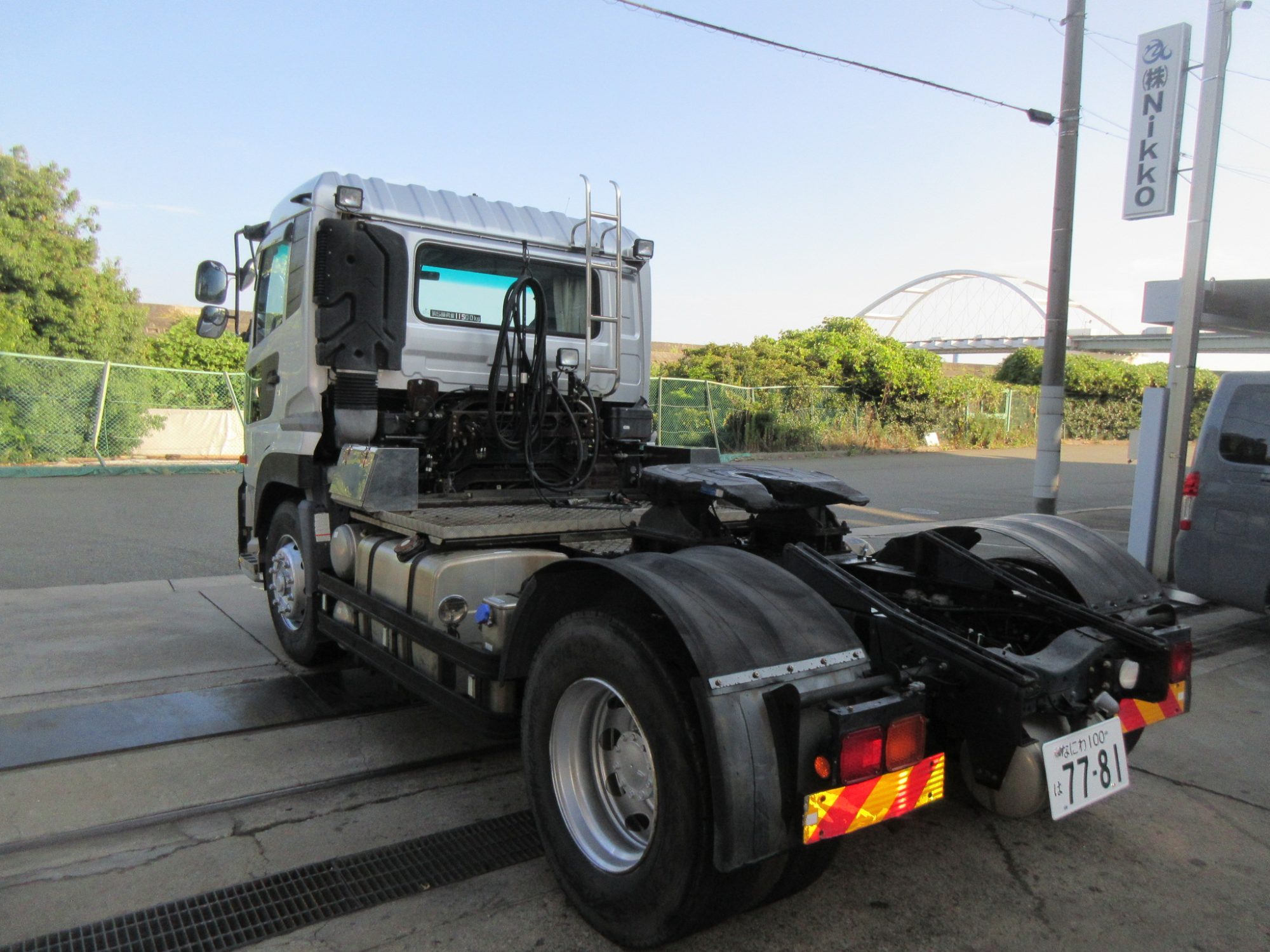 カプラ地上高138cm プレート付11.5トンマニュアルトラクタ