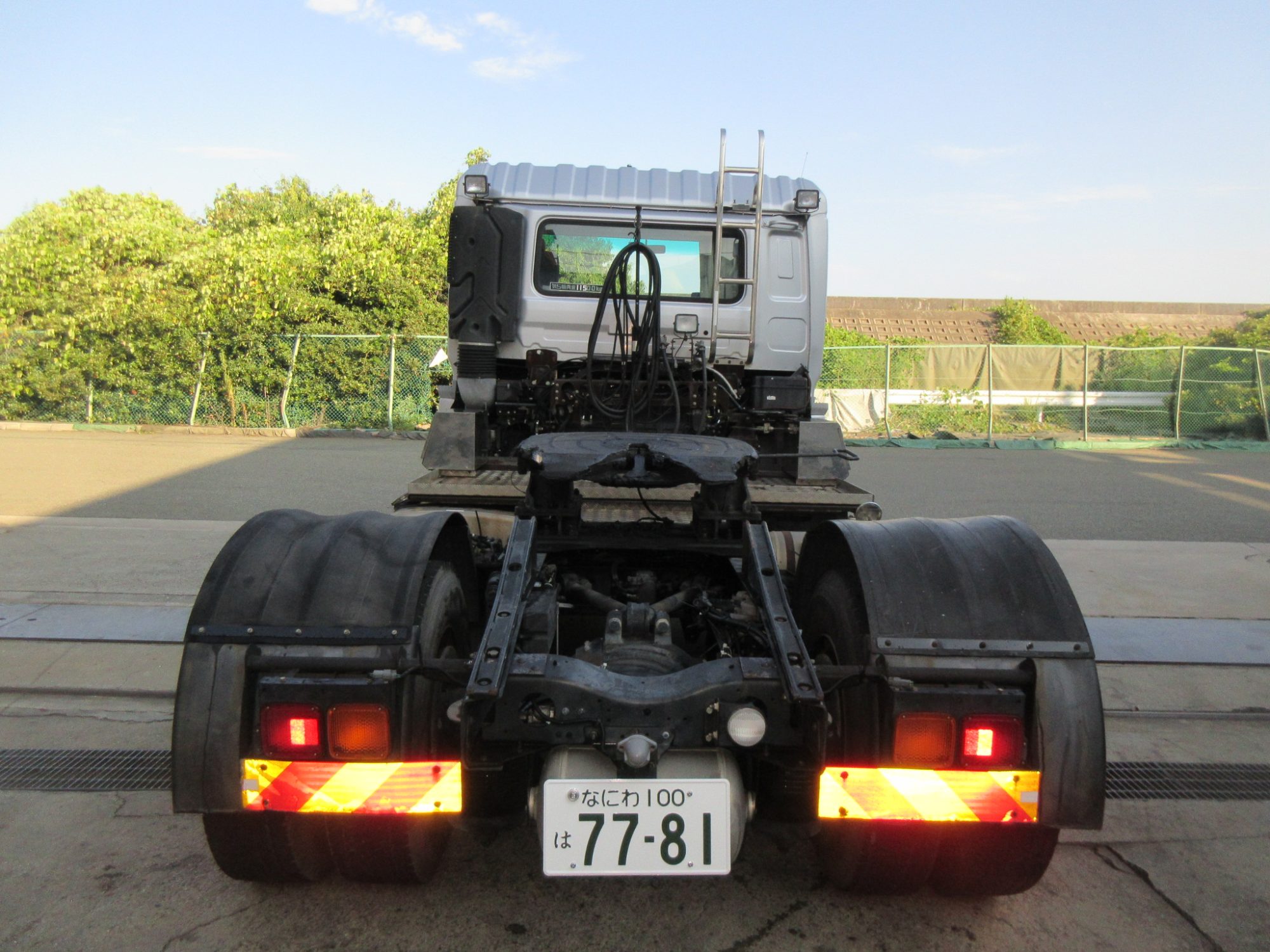 カプラ地上高138cm プレート付11.5トンマニュアルトラクタ