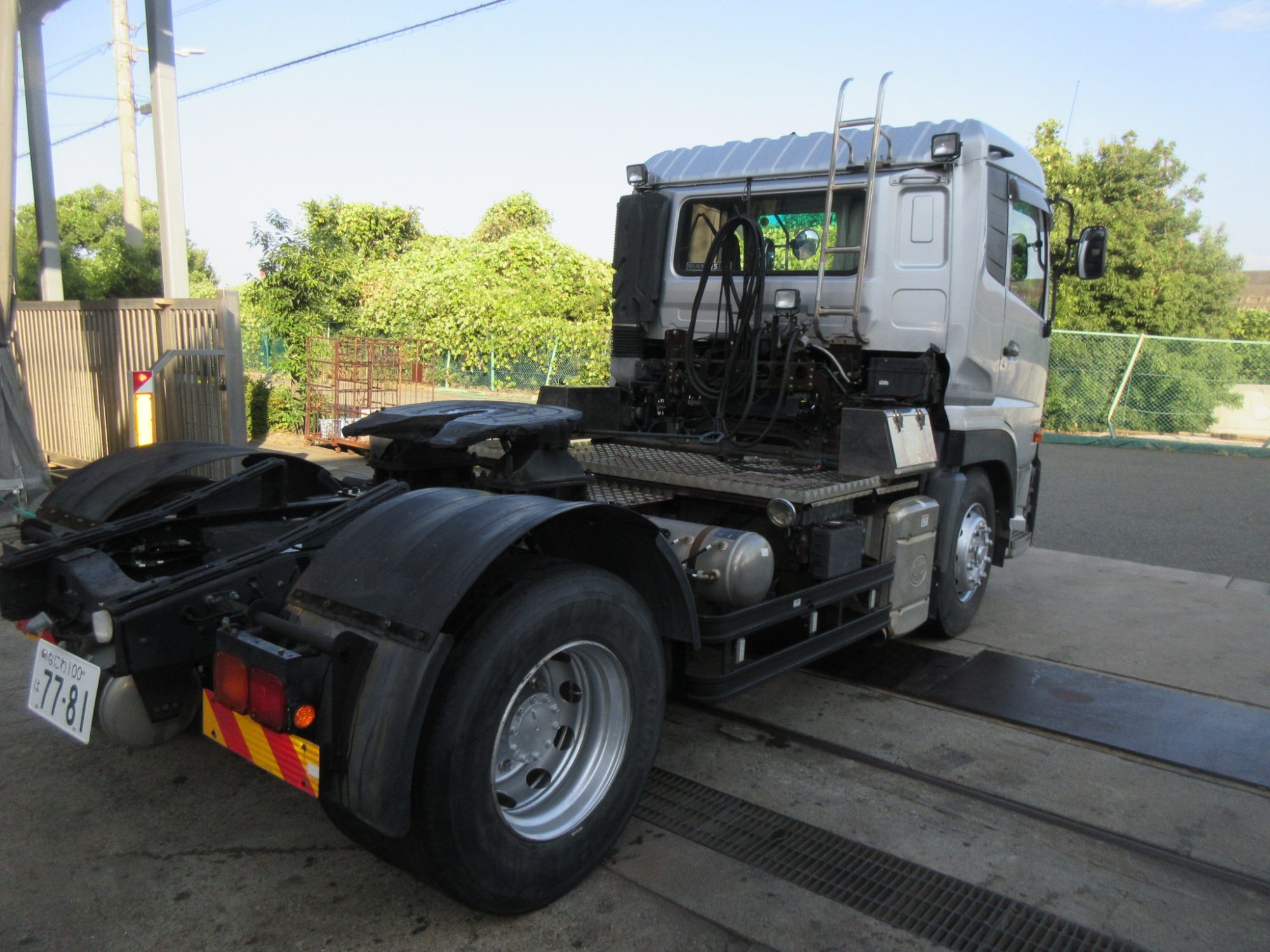 カプラ地上高138cm プレート付11.5トンマニュアルトラクタ