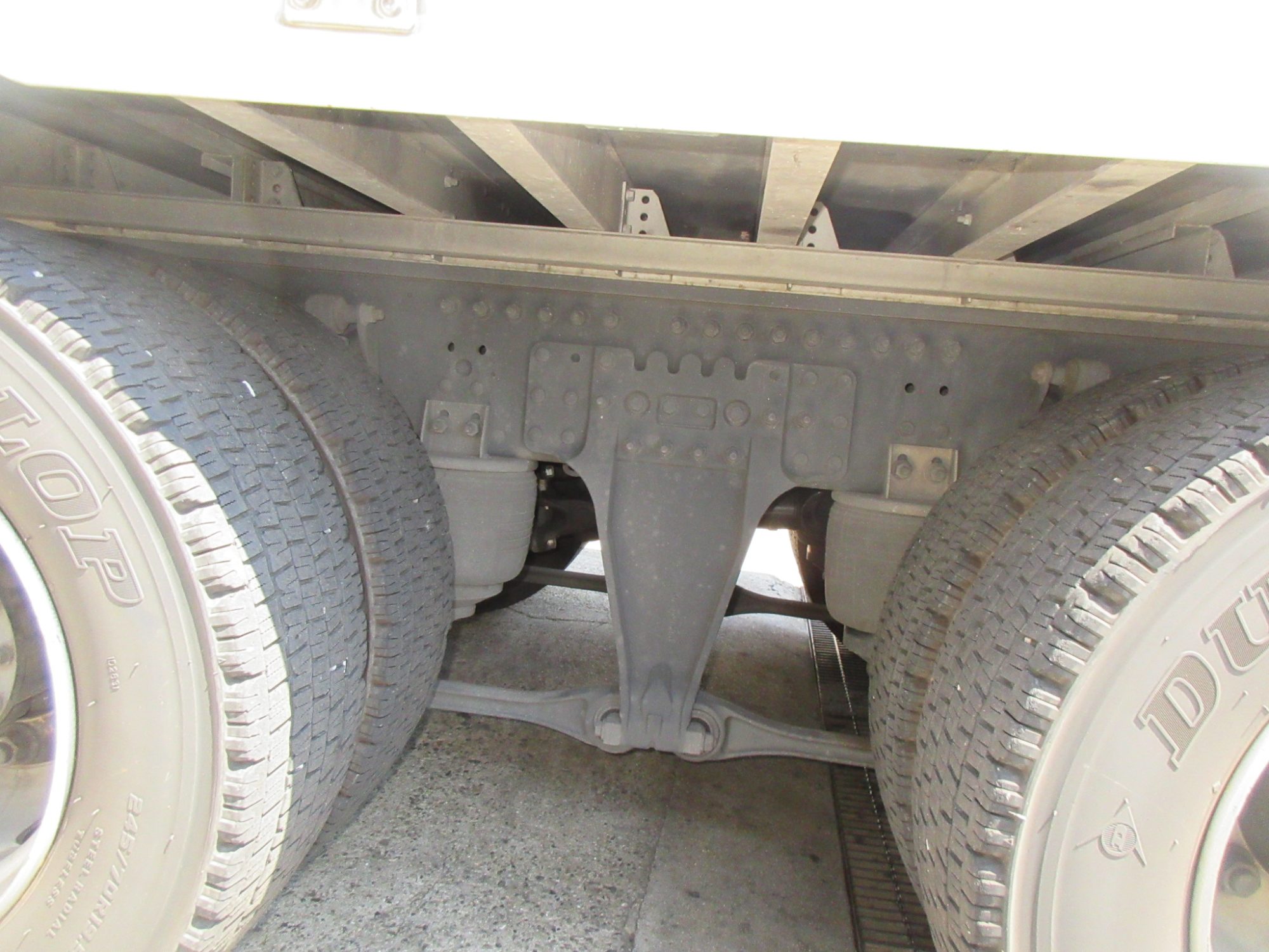 ハイルーフクオン4軸低床アルミウイング