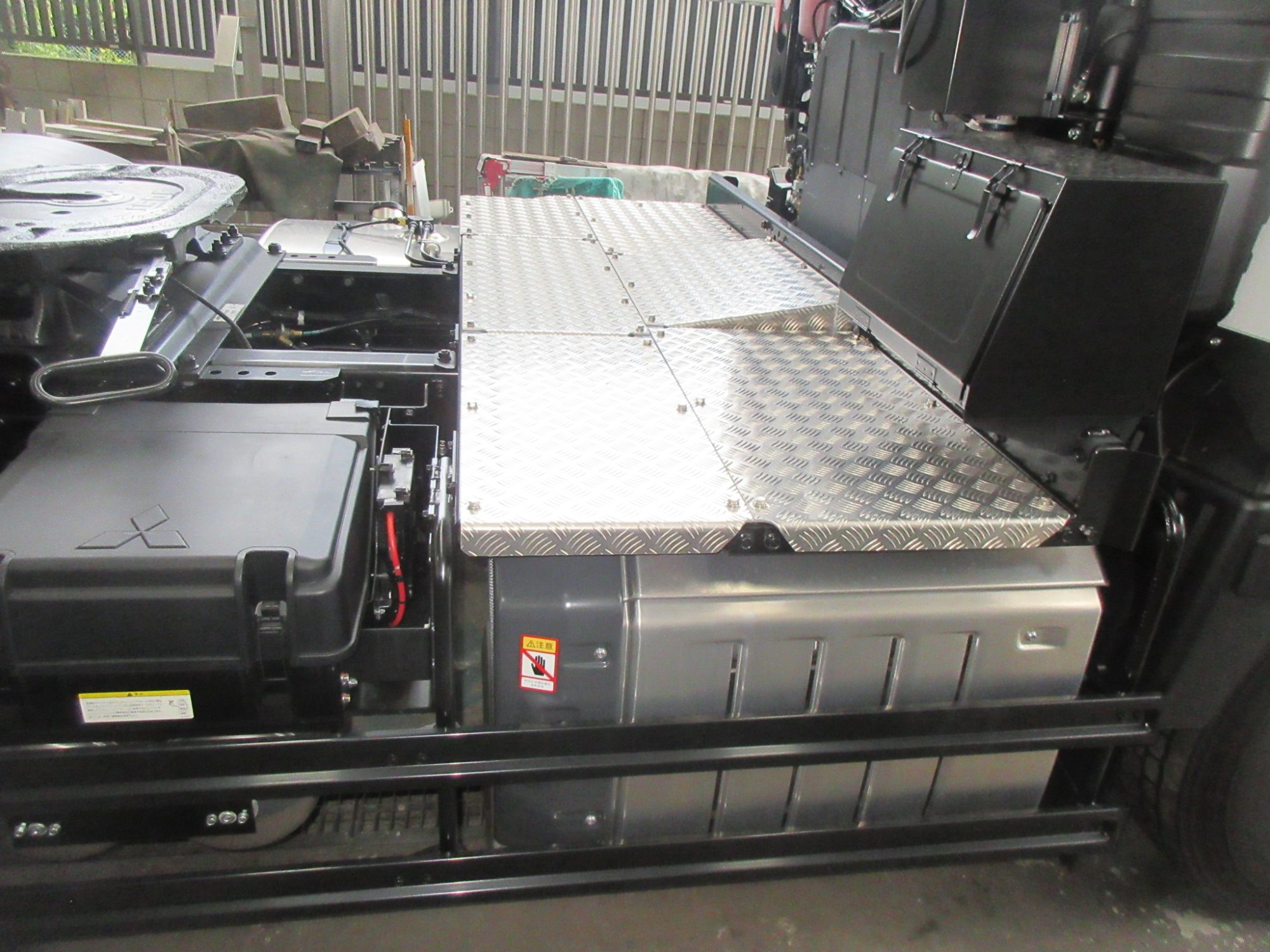 未使用ハイルーフトラクタ