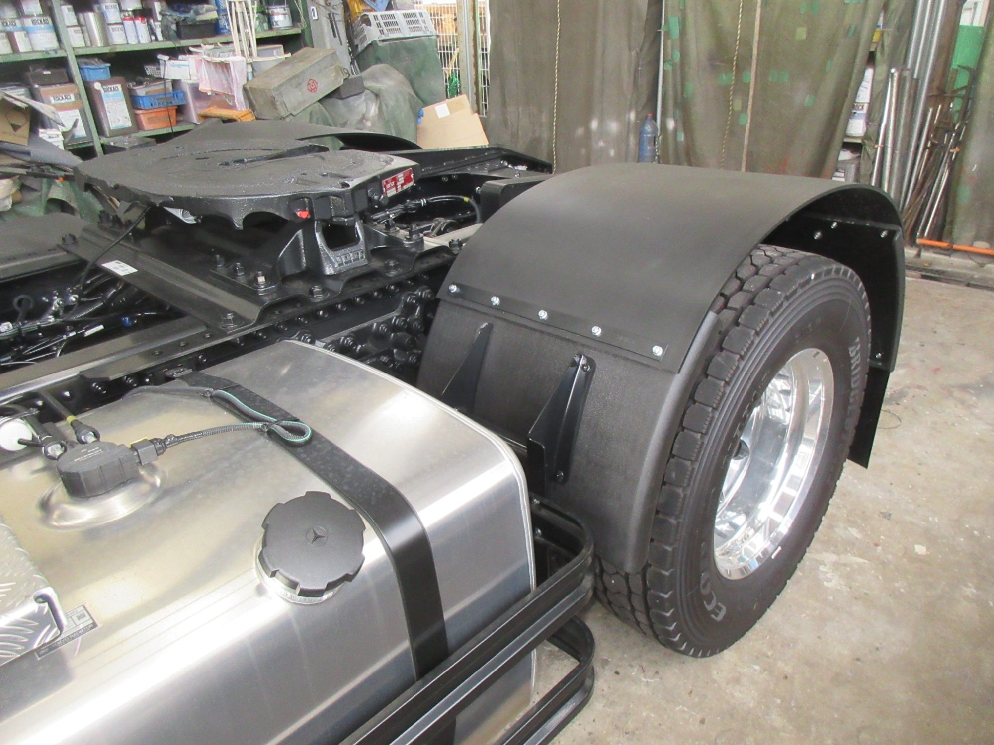 未使用ハイルーフトラクタ