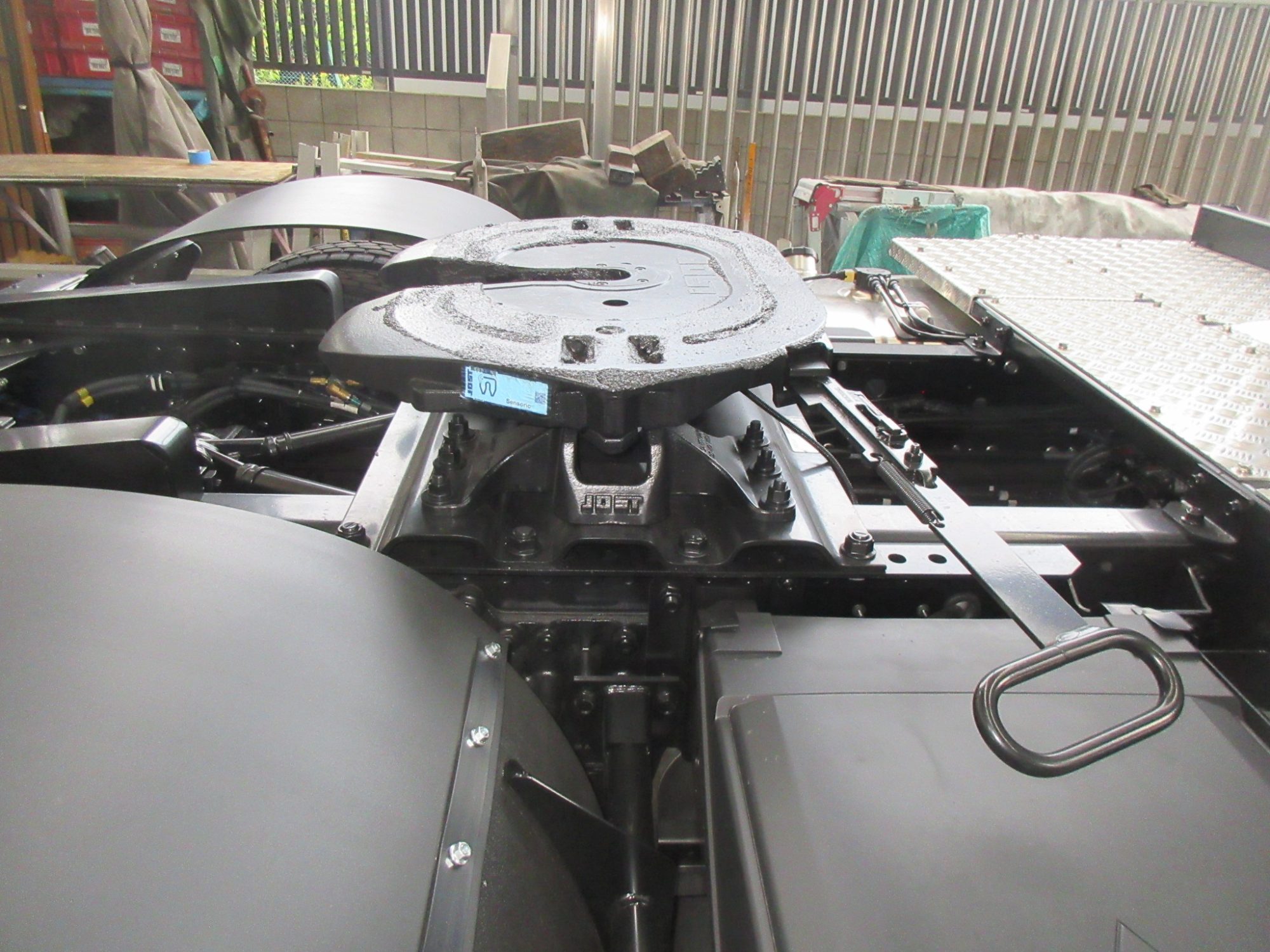 未使用ハイルーフトラクタ