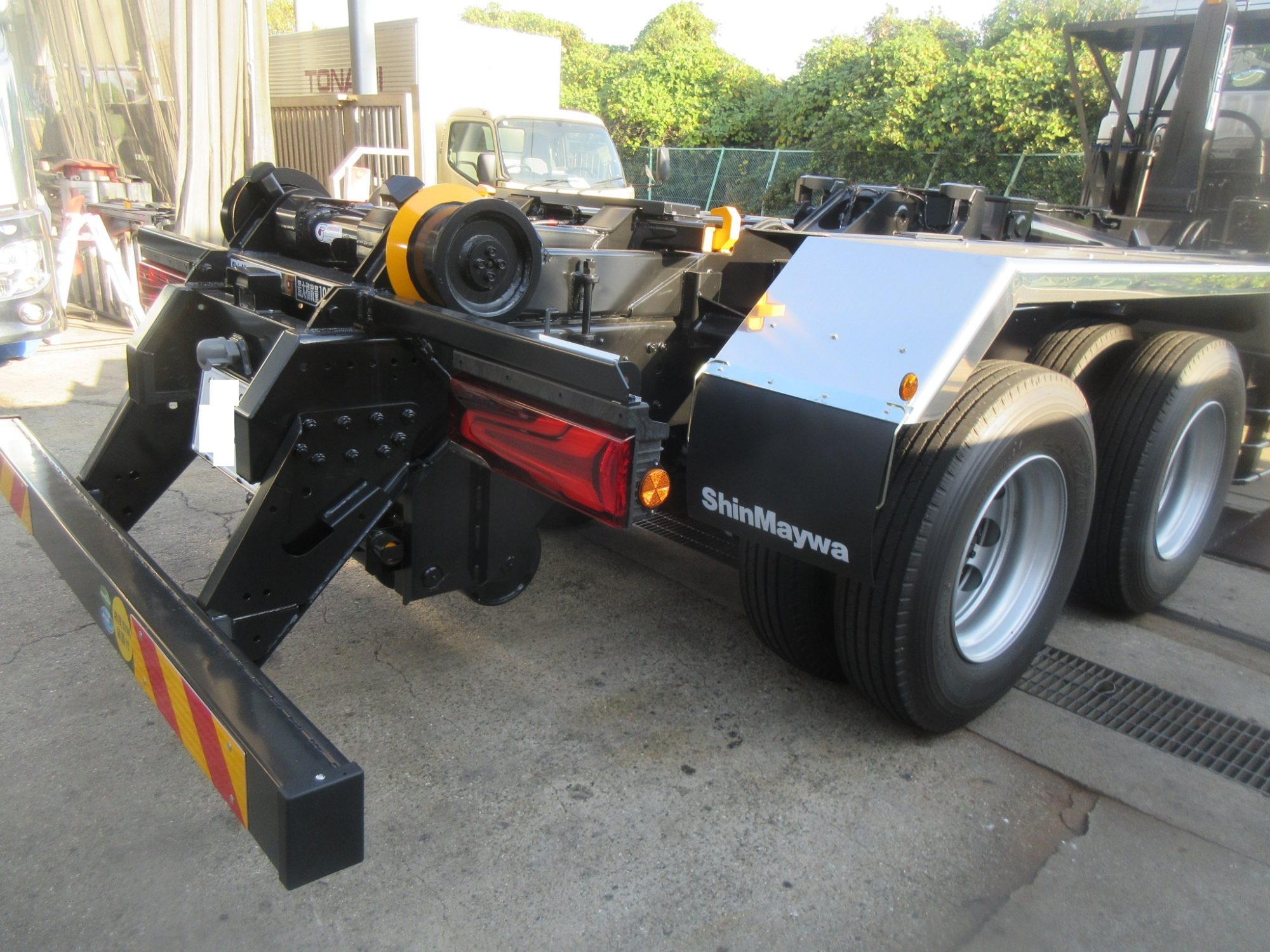 積載10.9トン スーパーグレート 22トン アームロール未使用車