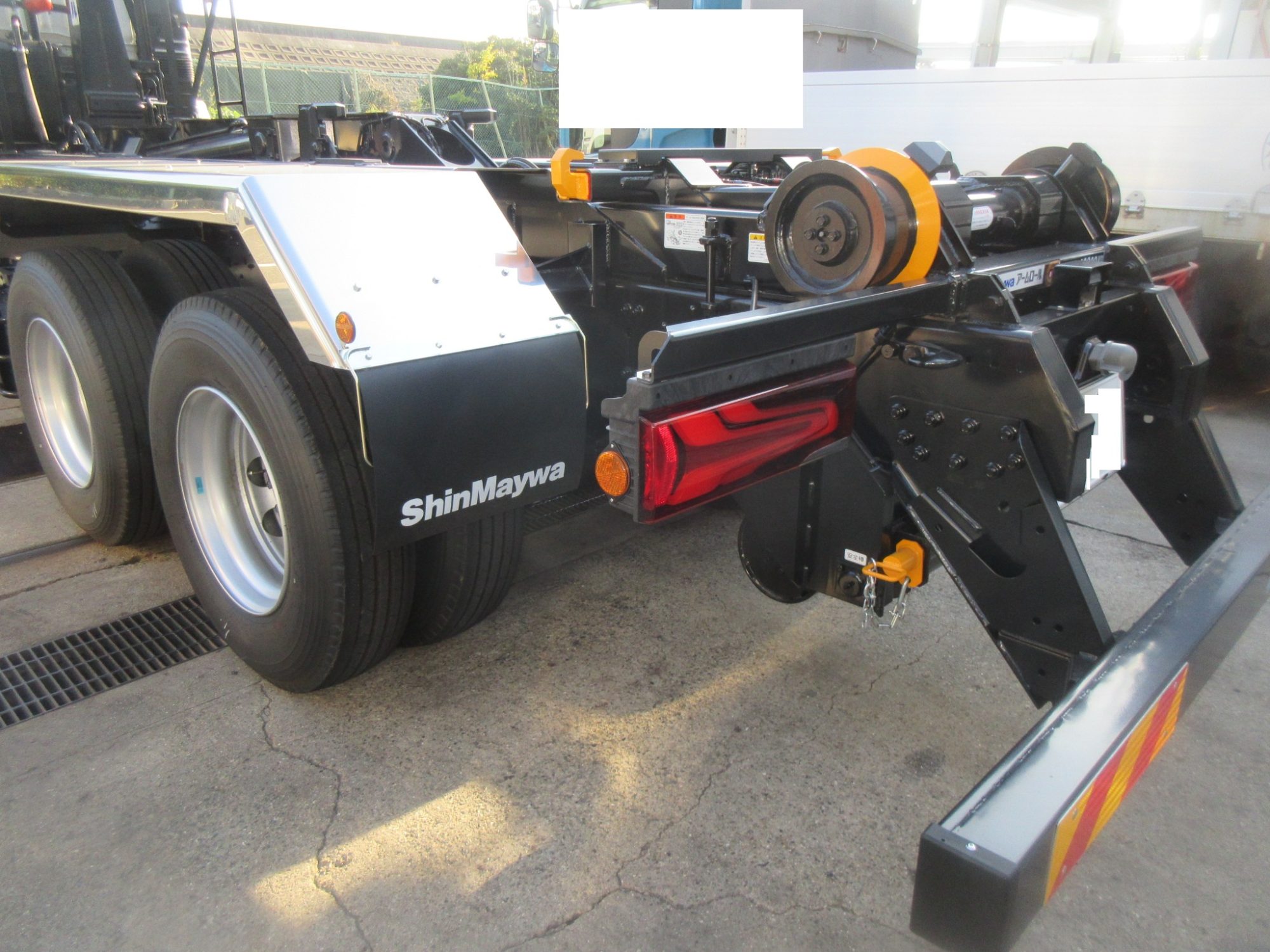 積載10.9トン スーパーグレート 22トン アームロール未使用車