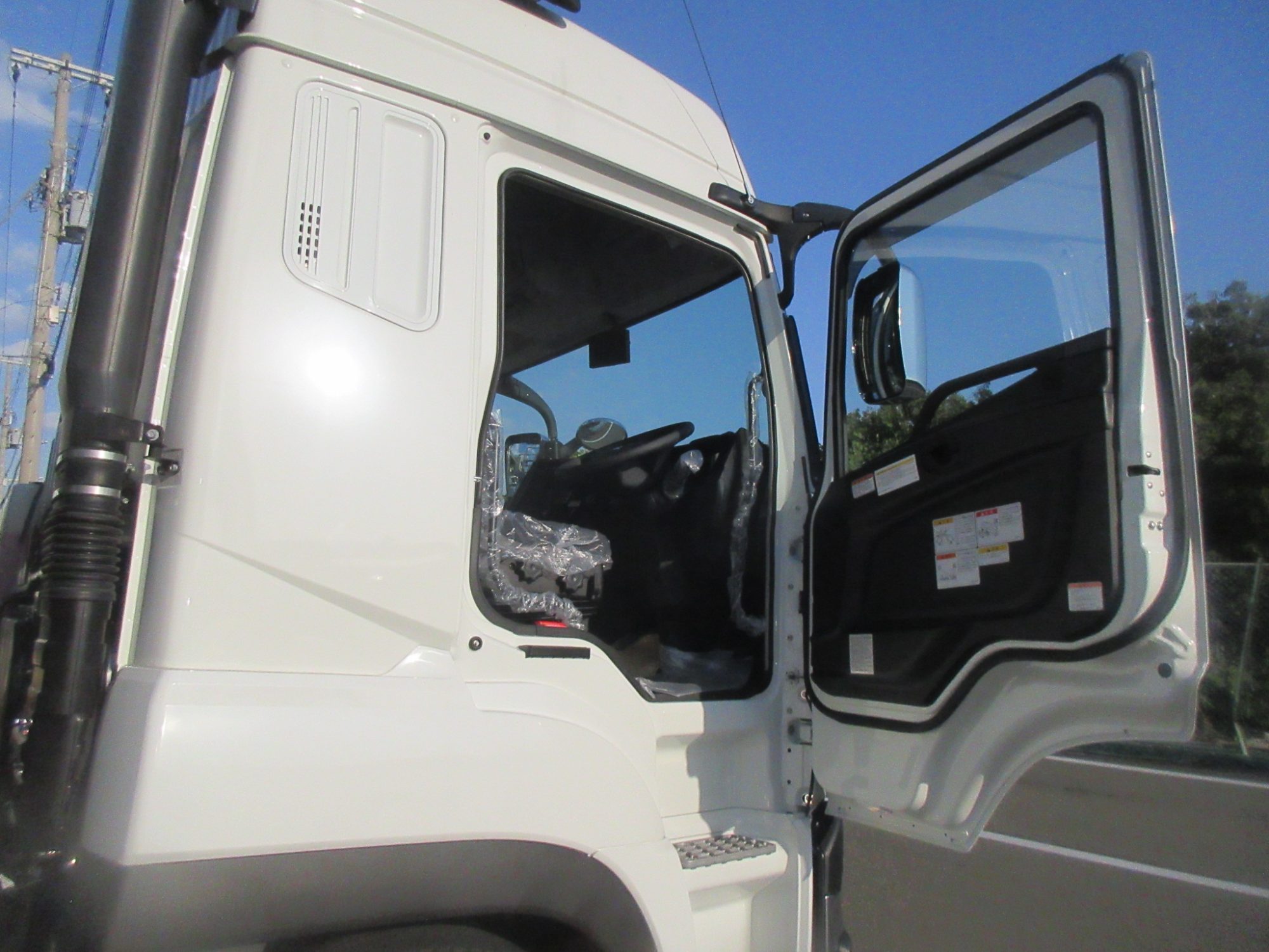 積載10.9トン スーパーグレート 22トン アームロール未使用車