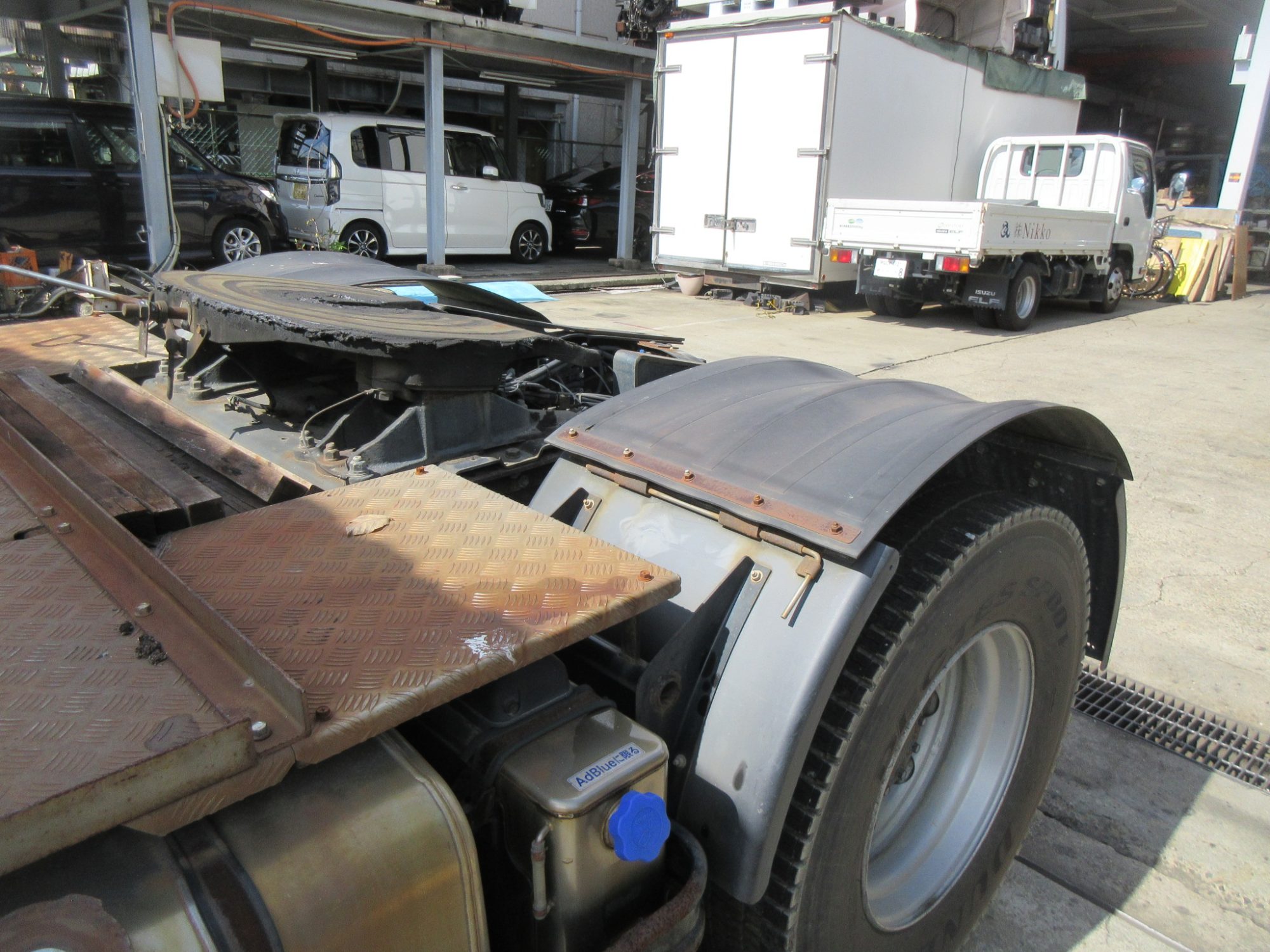 車検付11.5トンハイルーフトラクタ