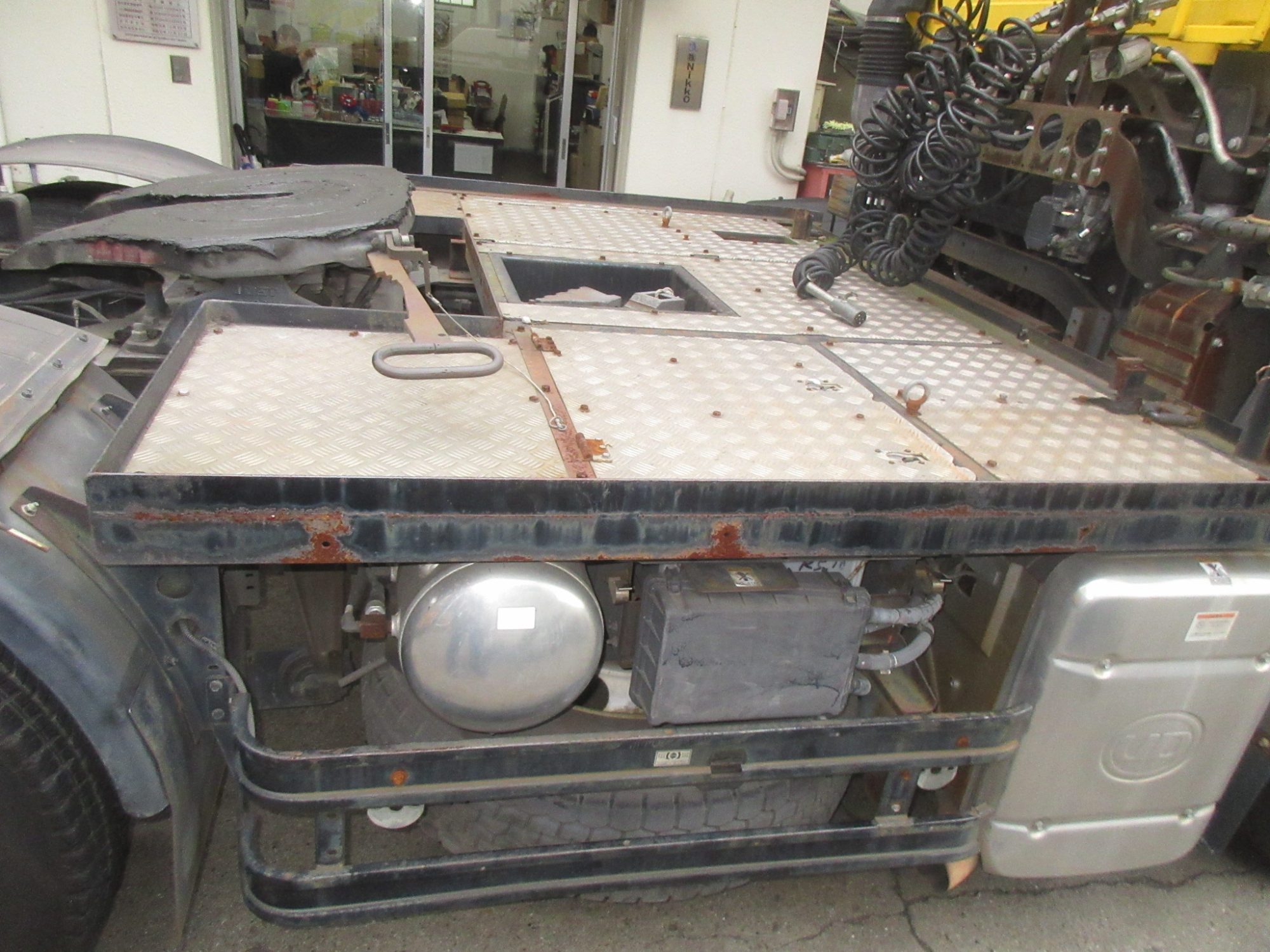 検付11.5トントラクタ