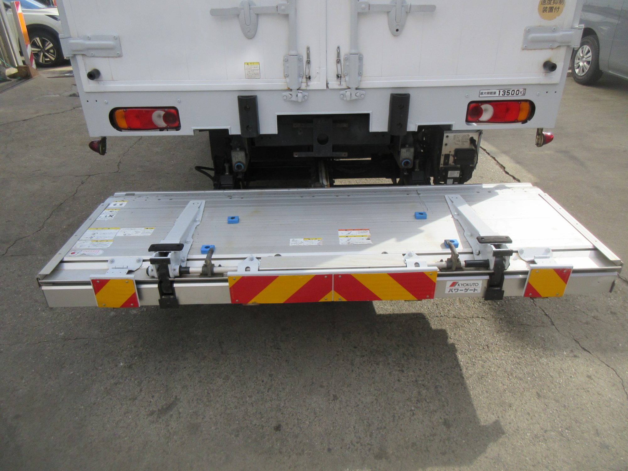 プレート付4軸低床アルミウイング格納パワーゲート