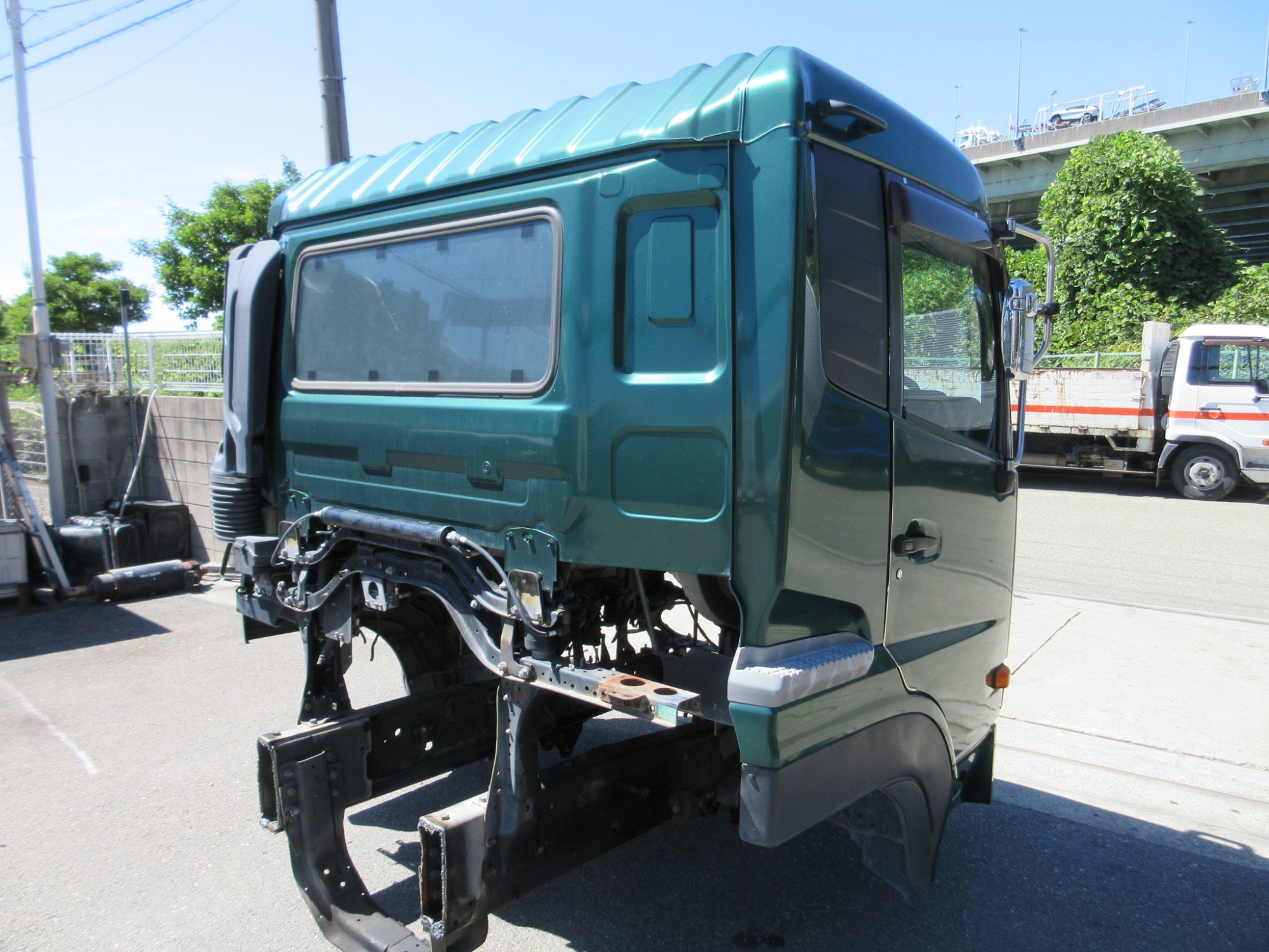 キャビン クオン ADG-CV2YL マニュアル ロールーフ