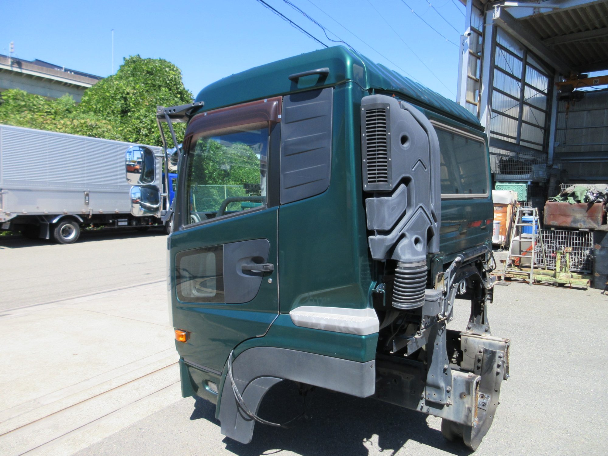 キャビン クオン ADG-CV2YL マニュアル ロールーフ