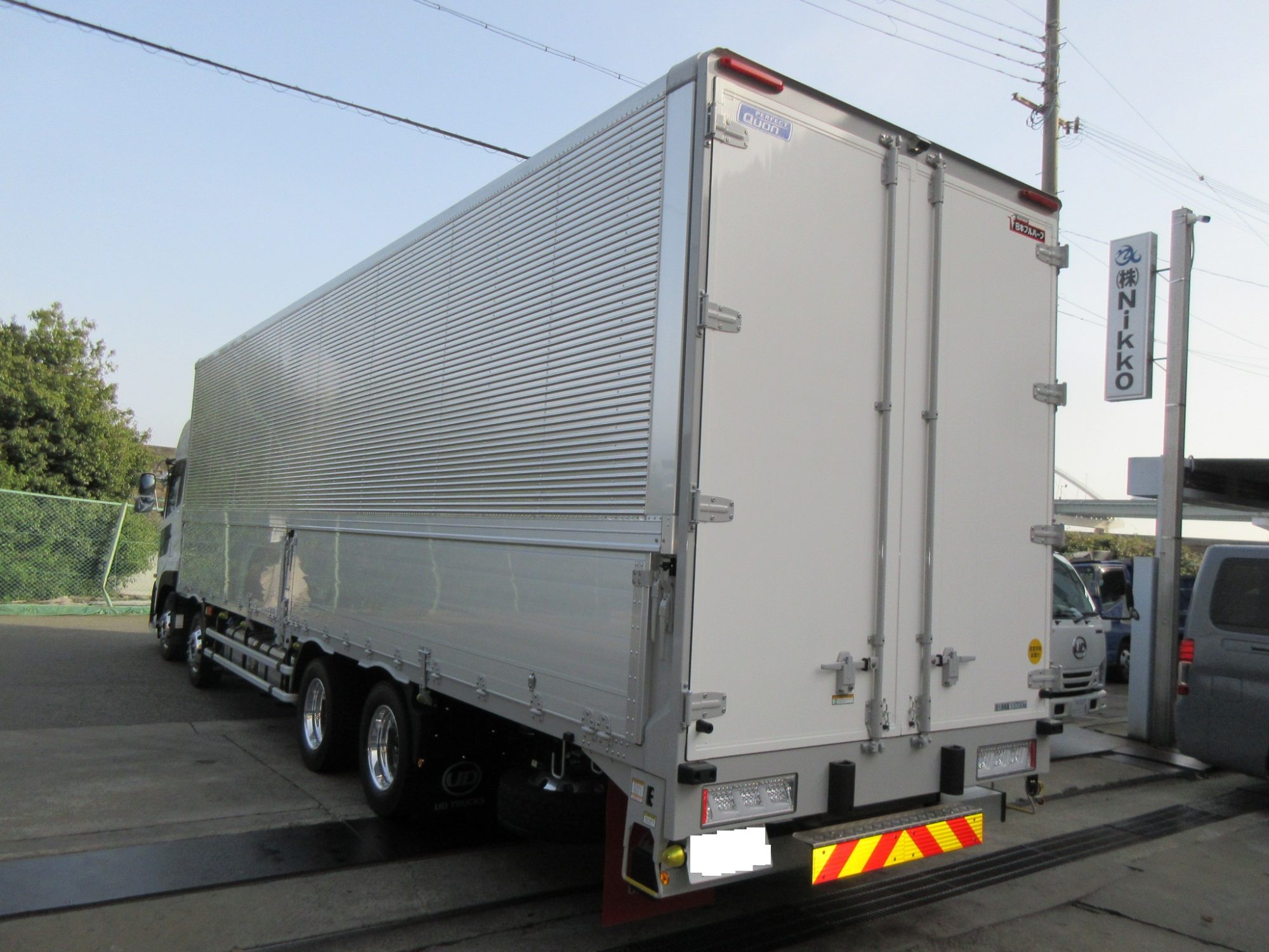 4軸低床 未使用 アルミウイング車 レンタカー