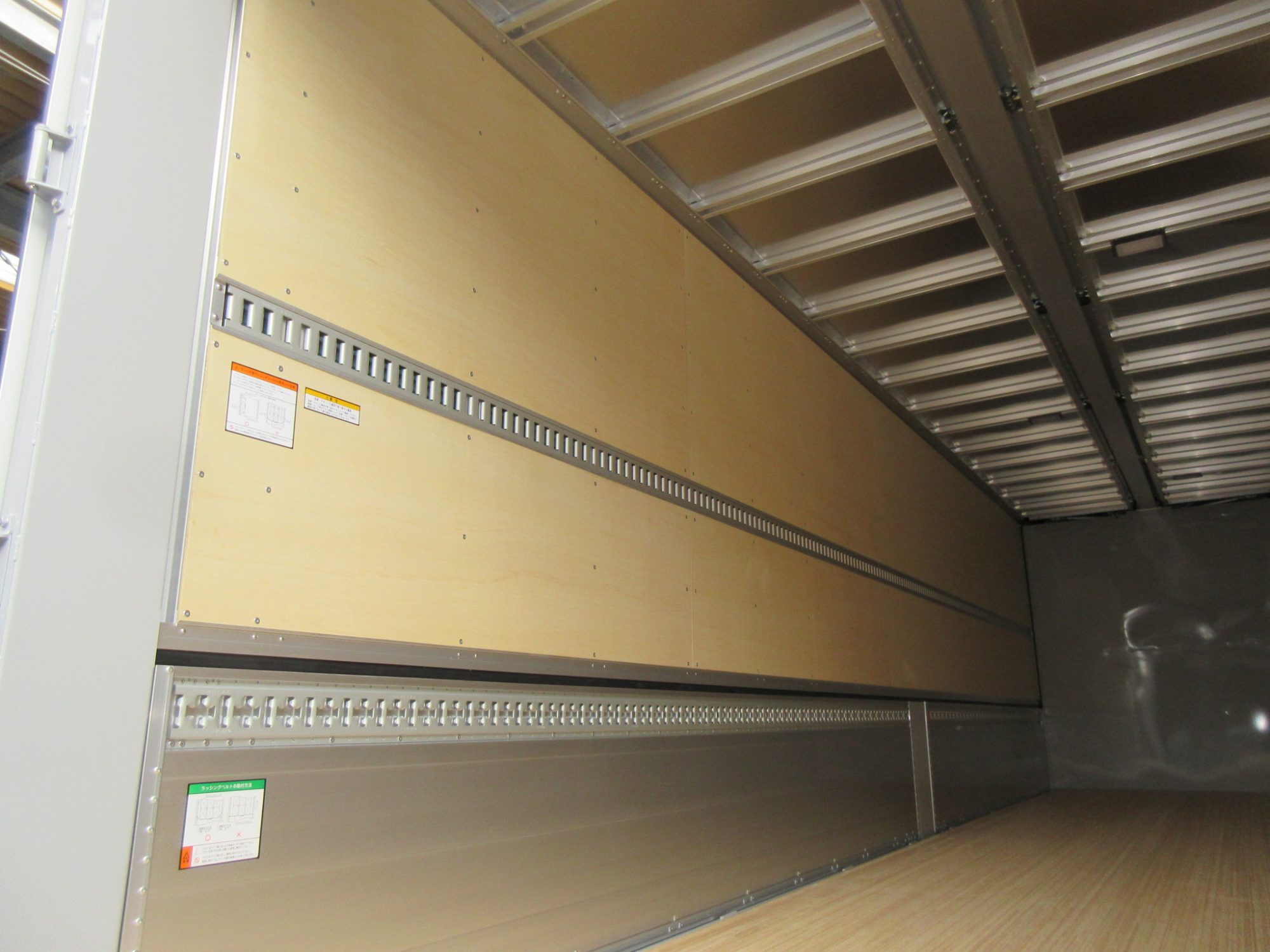 4軸低床 未使用 アルミウイング車 レンタカー