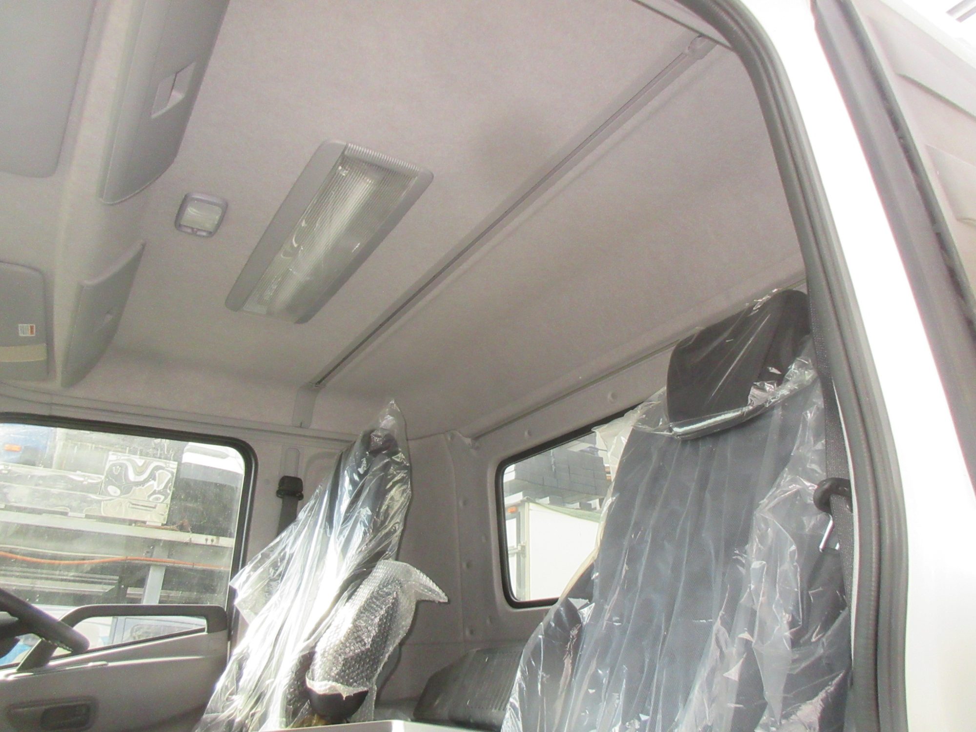 キャビン コンドル LKG-PK39L 並幅(STD) ベッド付 ホイルパーク