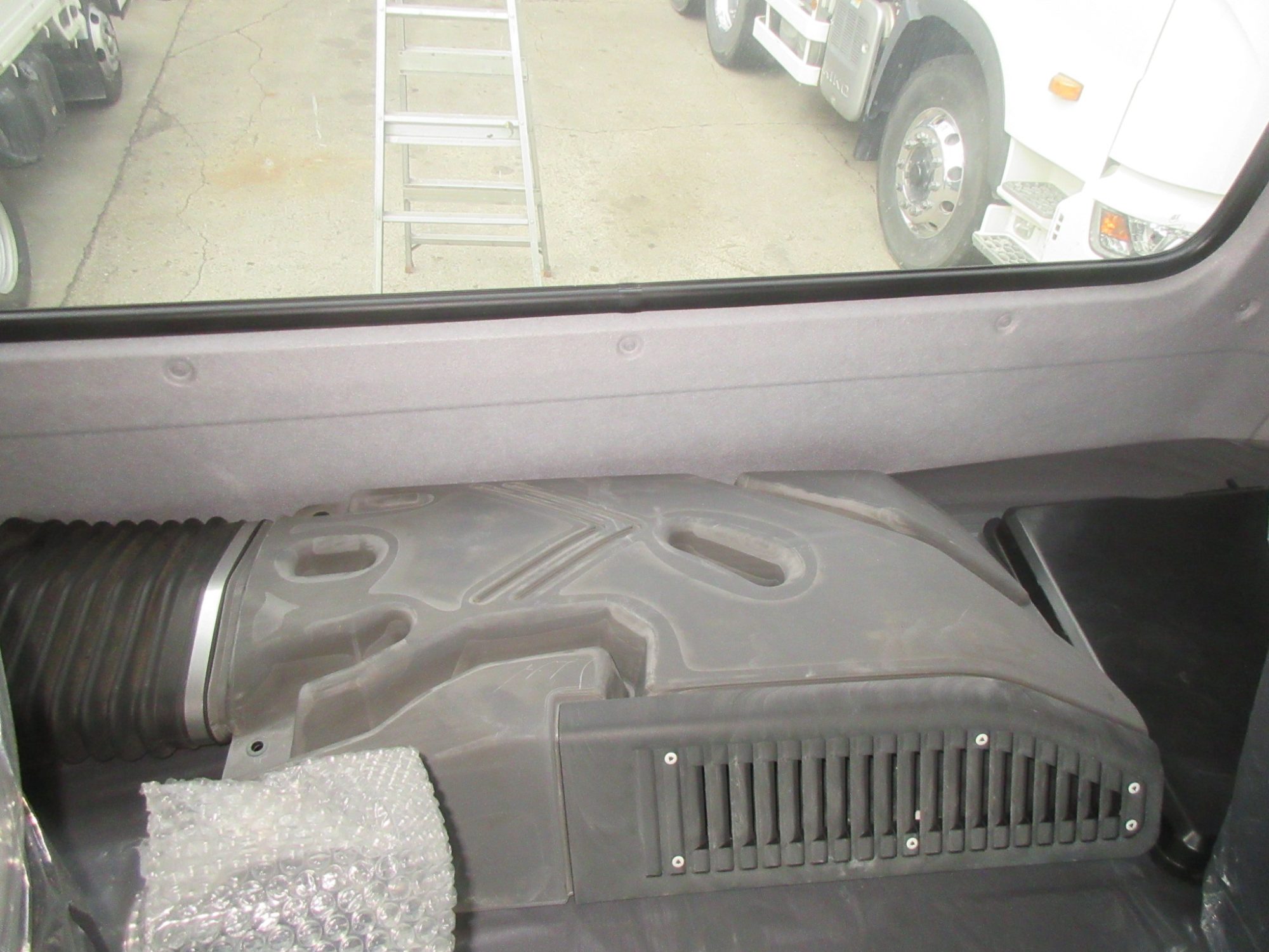 キャビン コンドル LKG-PK39L 並幅(STD) ベッド付 ホイルパーク