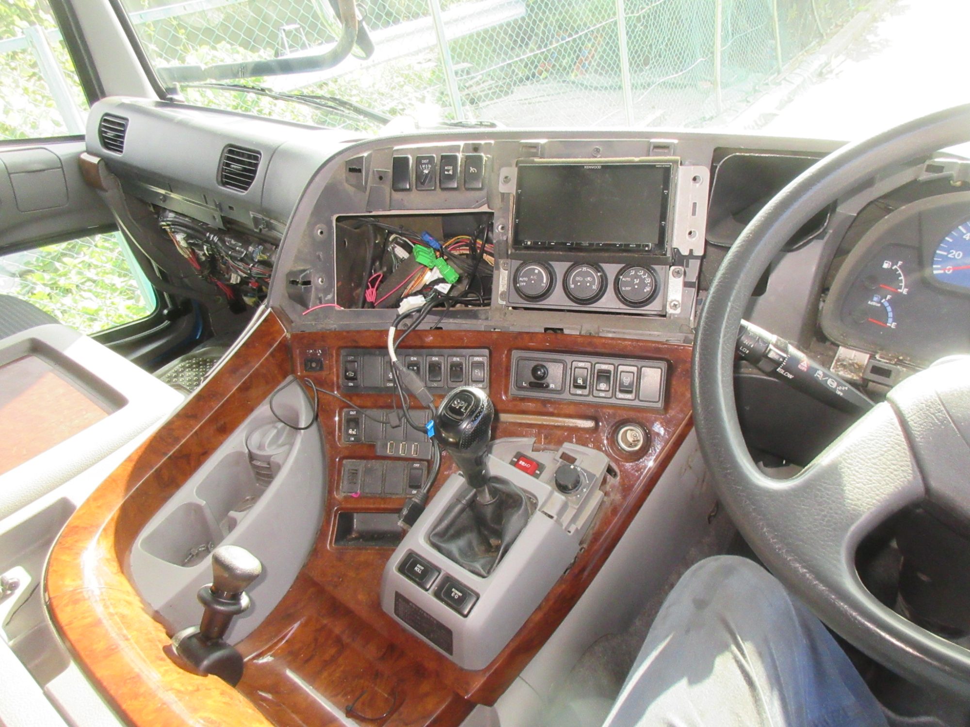 H25y QKG-CD5ZE-100**