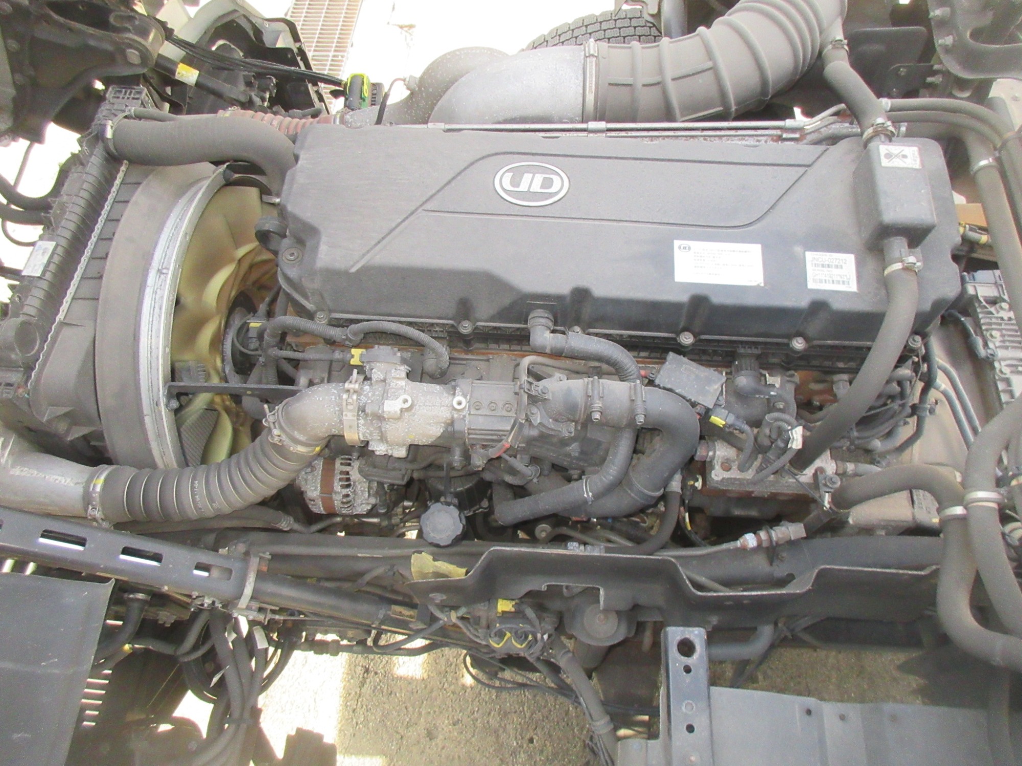 R1y 2PG-CD5CA-0272**