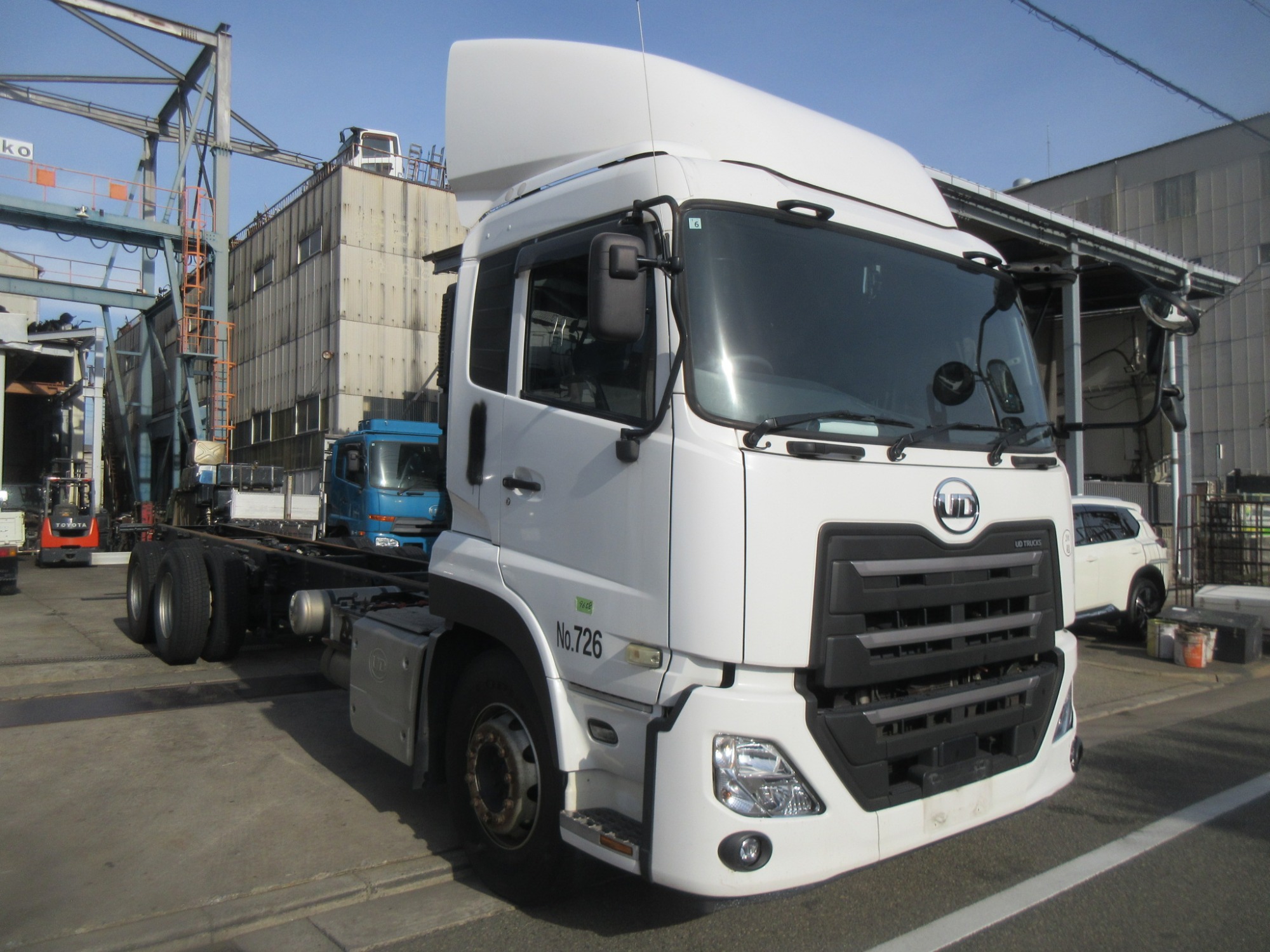 R1y 2PG-CD5CA-0272**