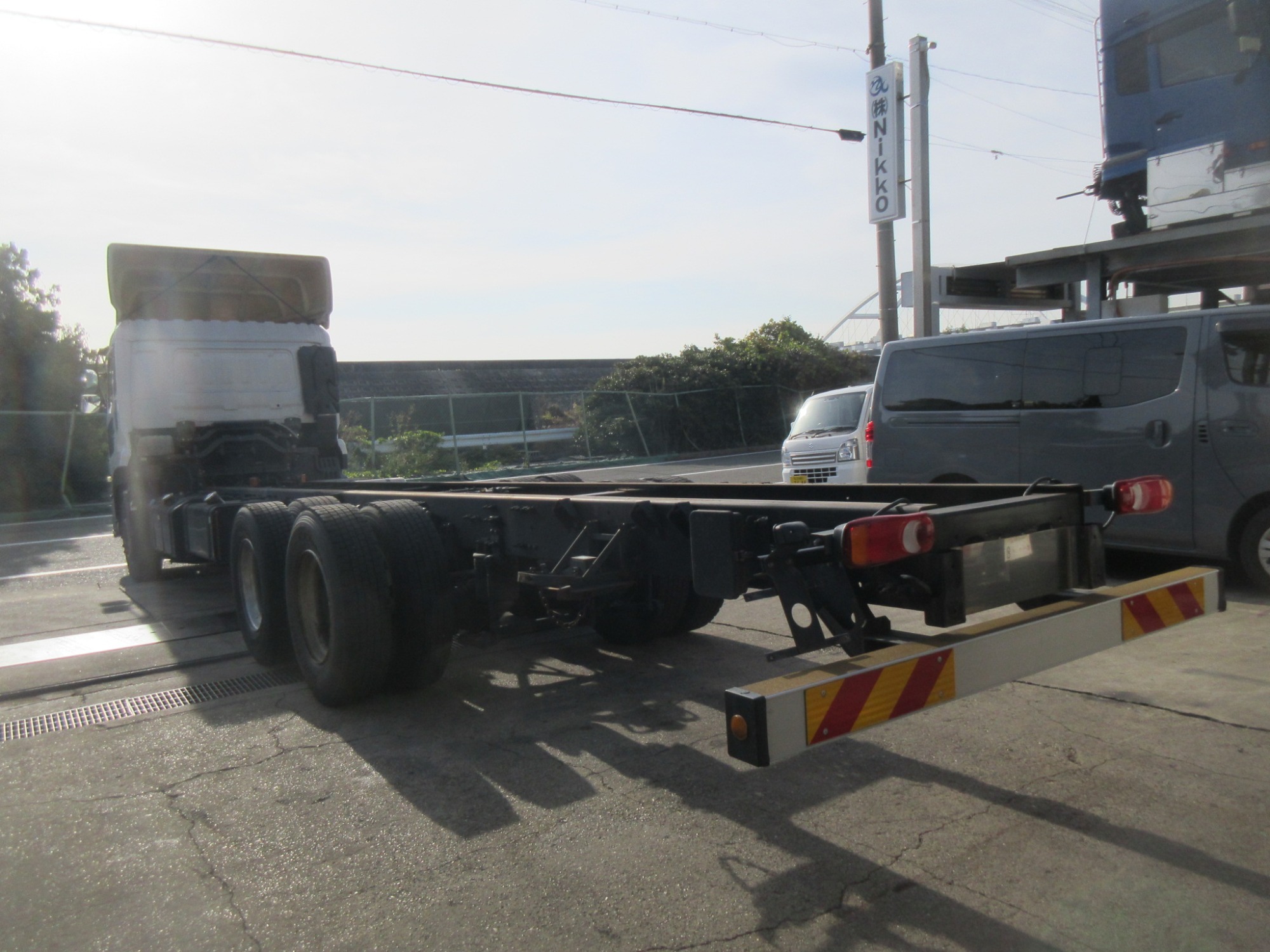 R1y 2PG-CD5CA-0272**