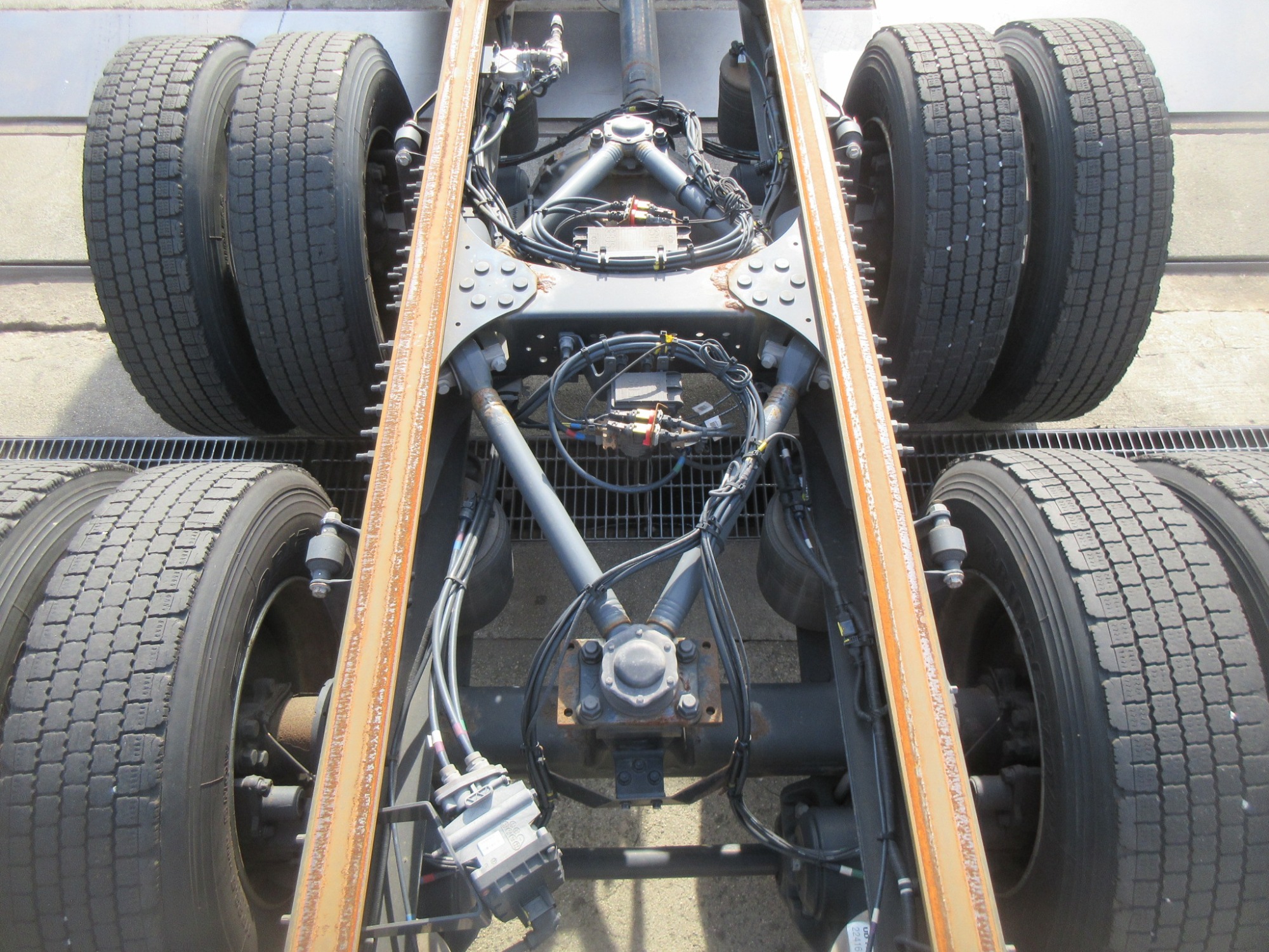 R1y 2PG-CD5CA-0272**